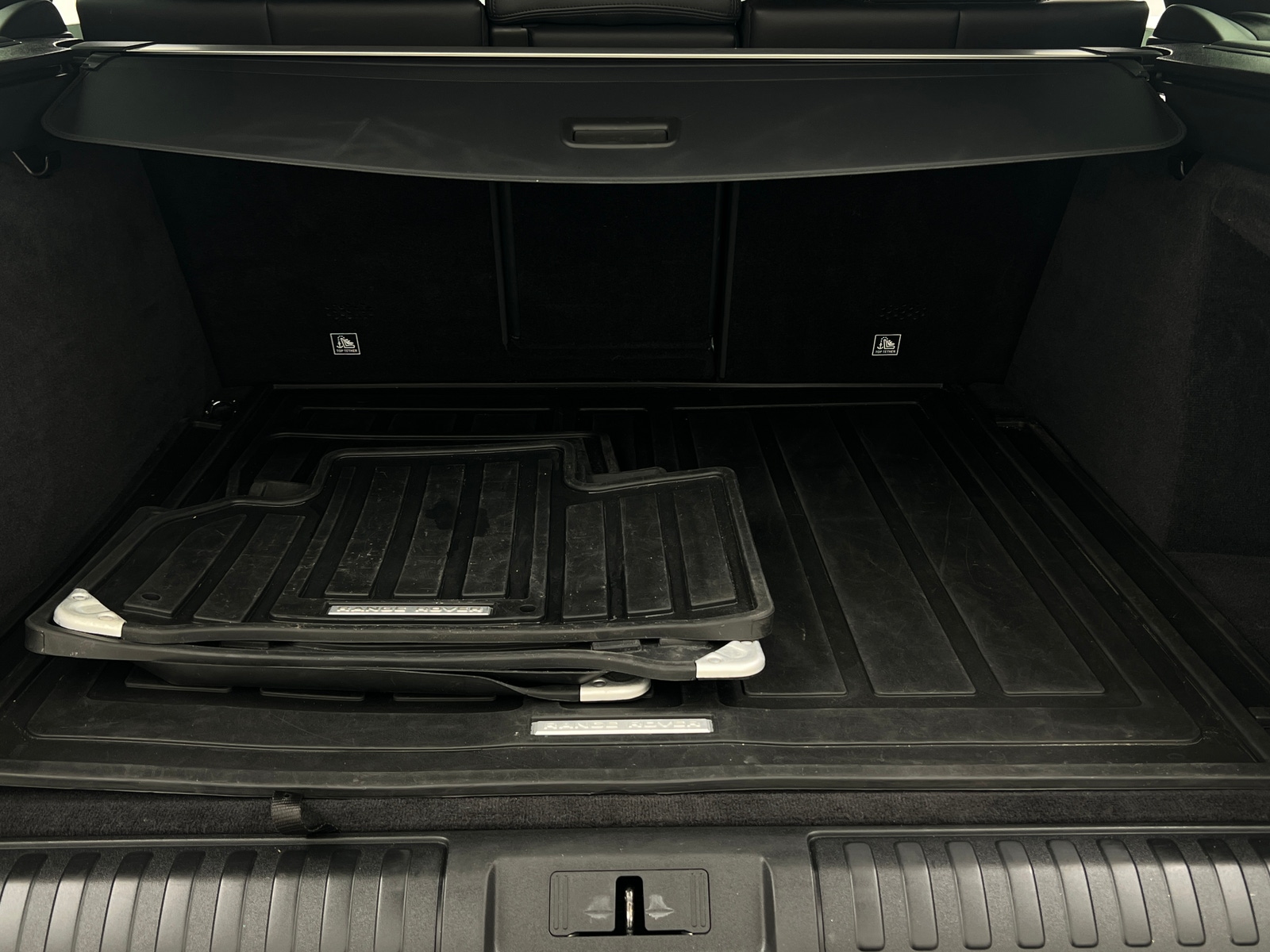 Thumbnail: 2022 Land Rover Range Rover Sport - 6