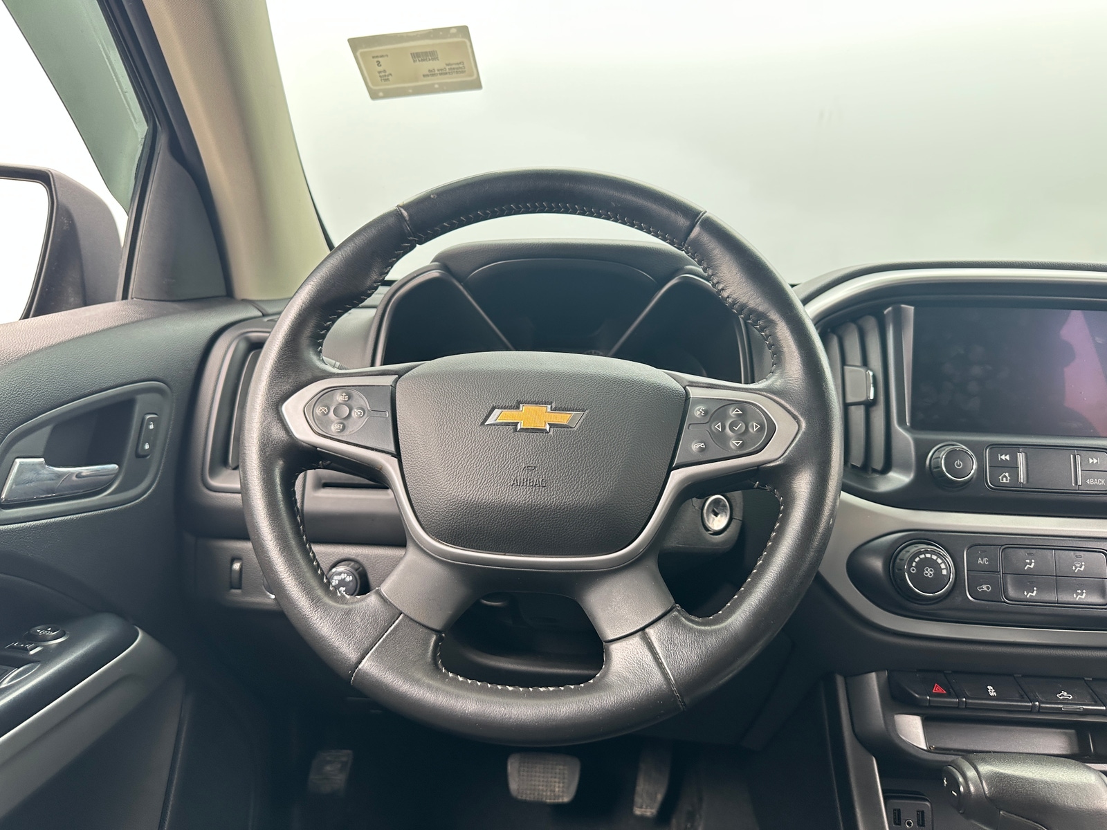 Thumbnail: 2021 Chevrolet Colorado - 5