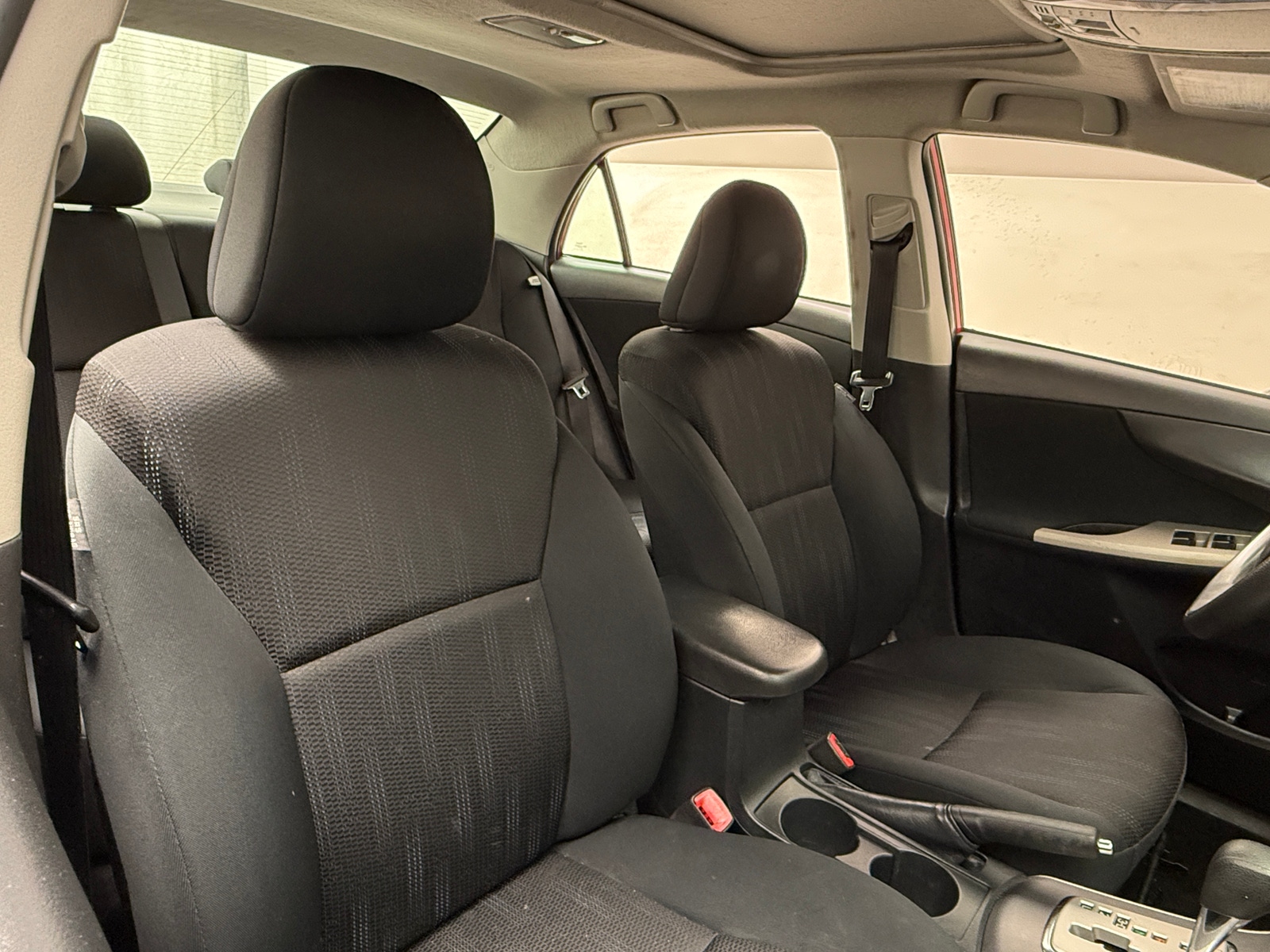 Thumbnail: 2011 Toyota Corolla - 2