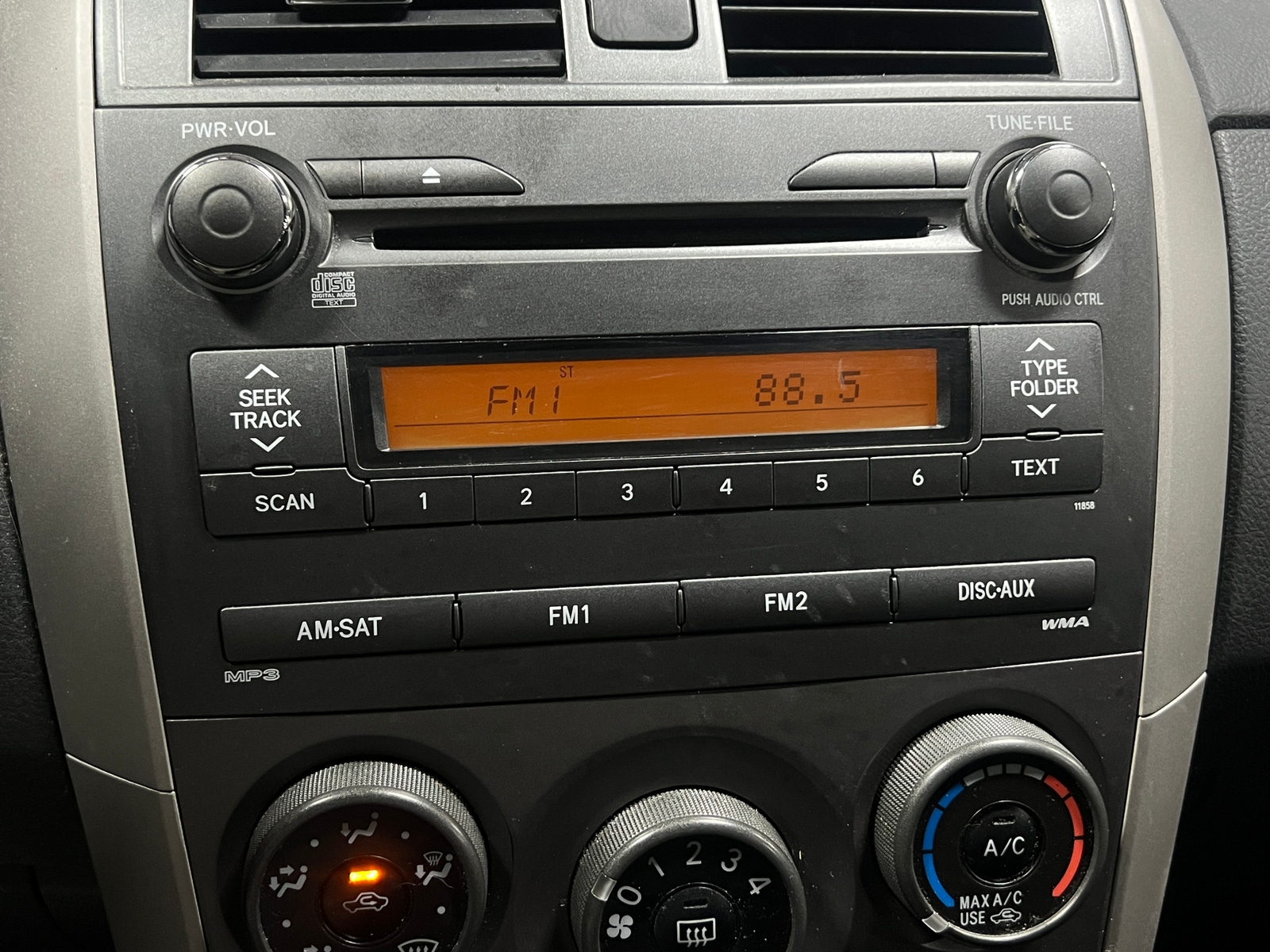 Thumbnail: 2011 Toyota Corolla - 4