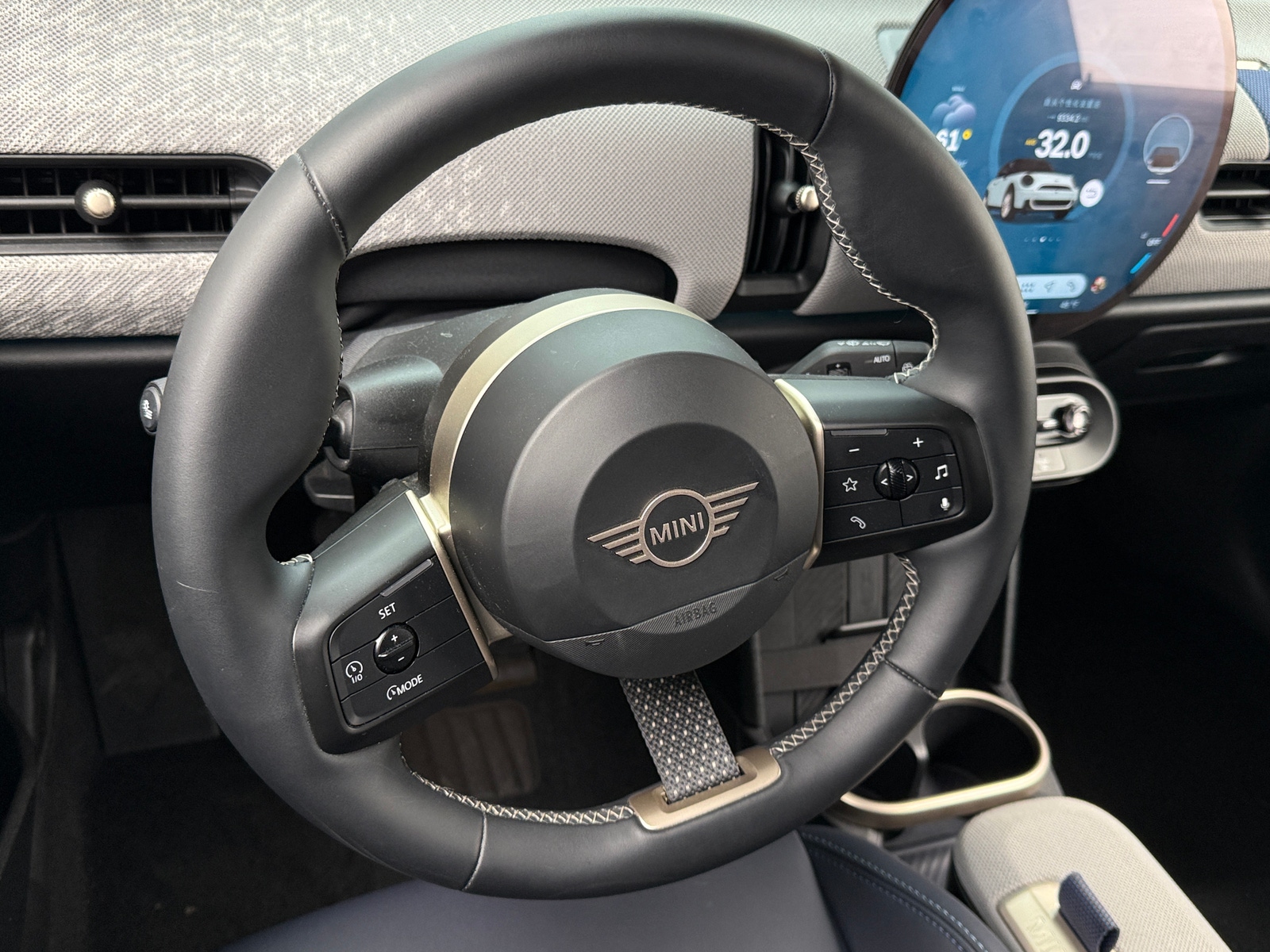 Thumbnail: 2025 MINI Cooper Hardtop - 4