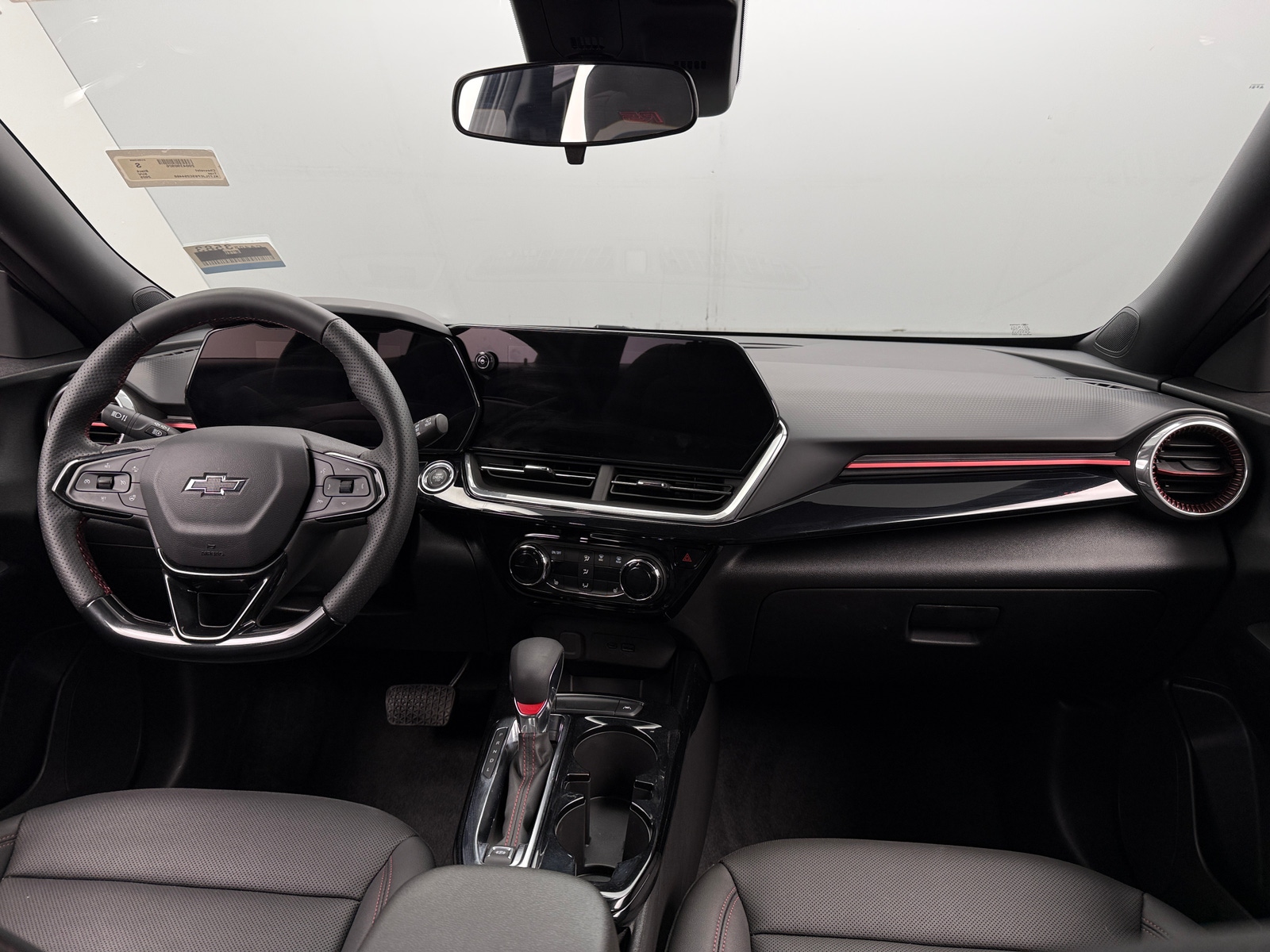 Thumbnail: 2025 Chevrolet Trax - 2