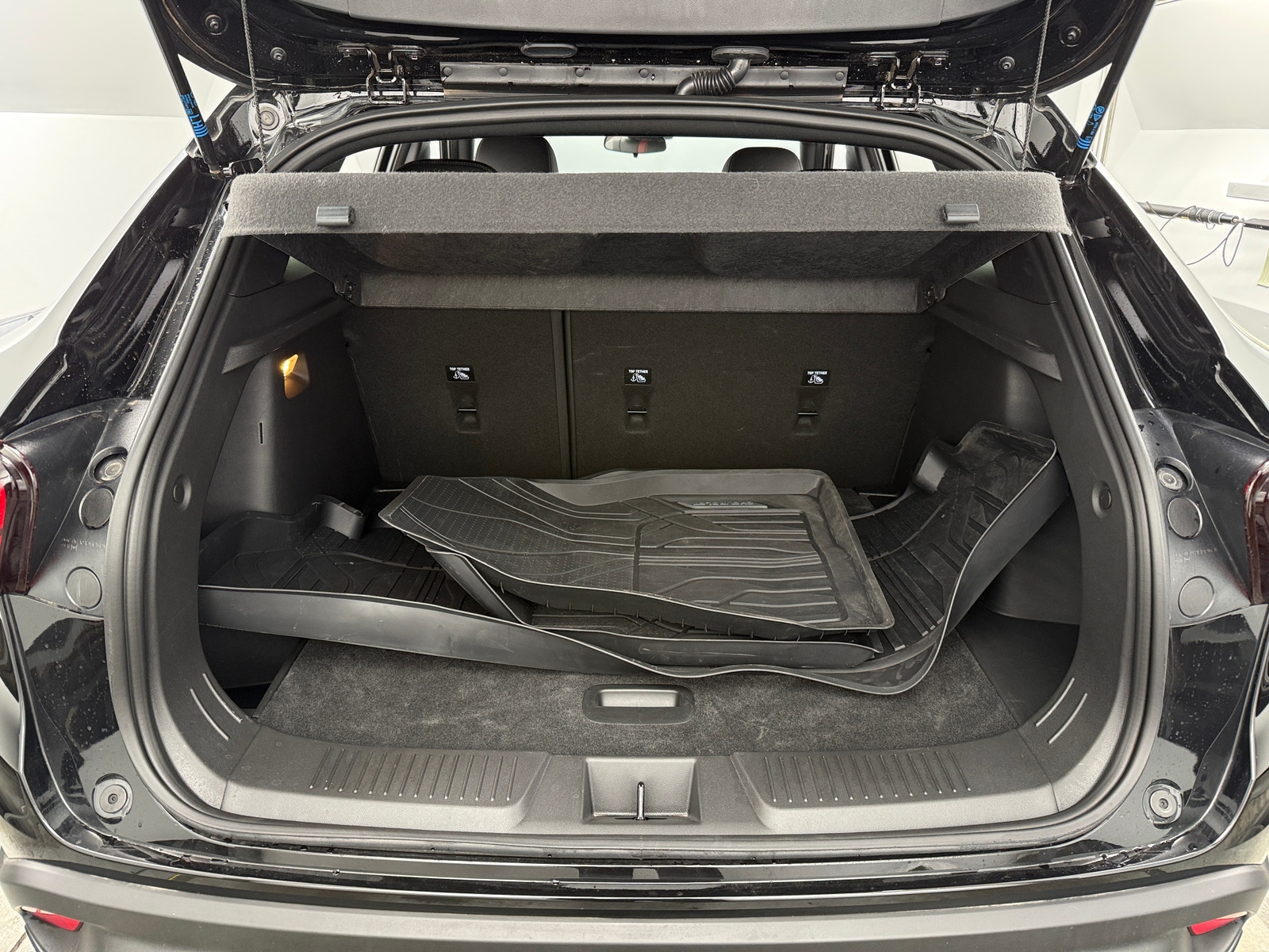 Thumbnail: 2025 Chevrolet Trax - 6