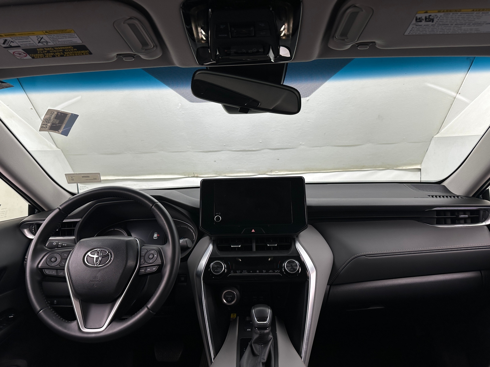 Thumbnail: 2024 Toyota Venza - 3