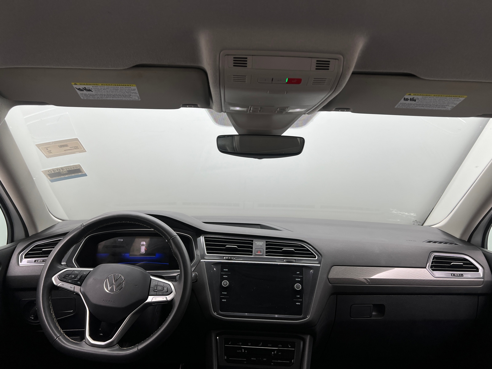 Thumbnail: 2024 Volkswagen Tiguan - 2