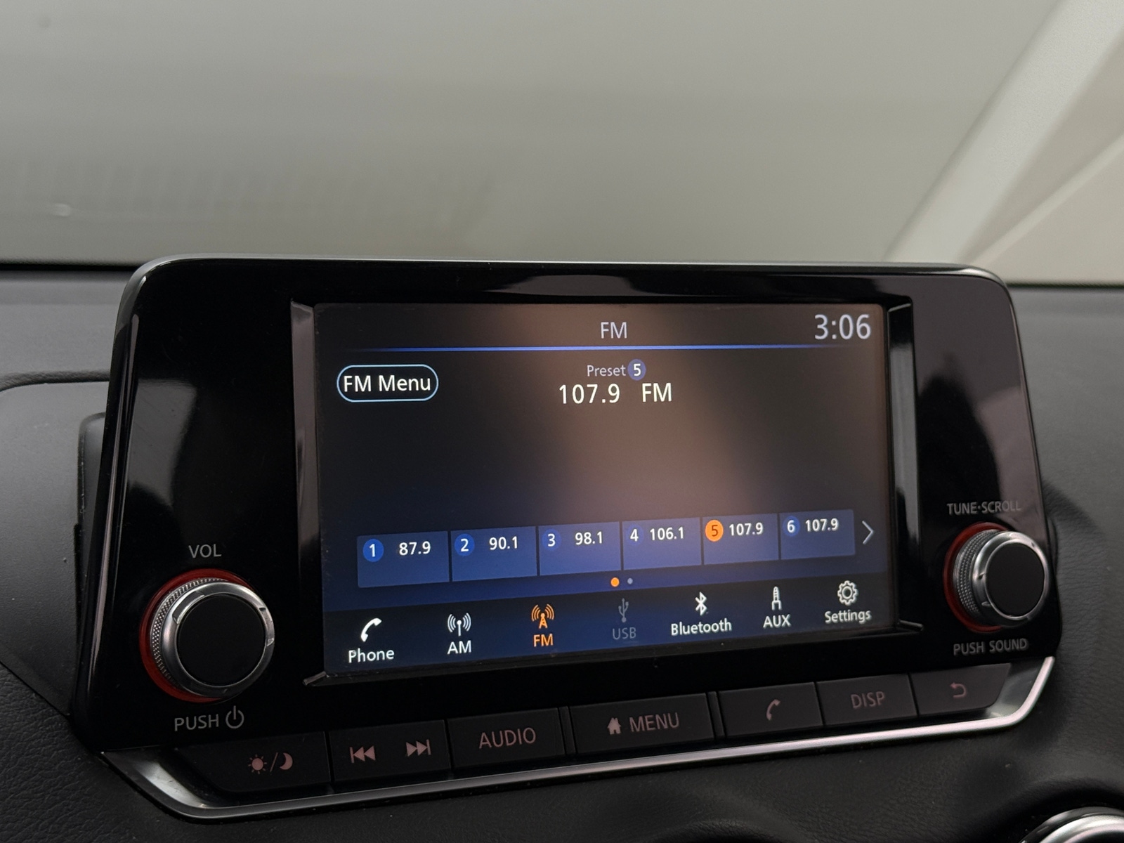 Thumbnail: 2024 Nissan Sentra - 4