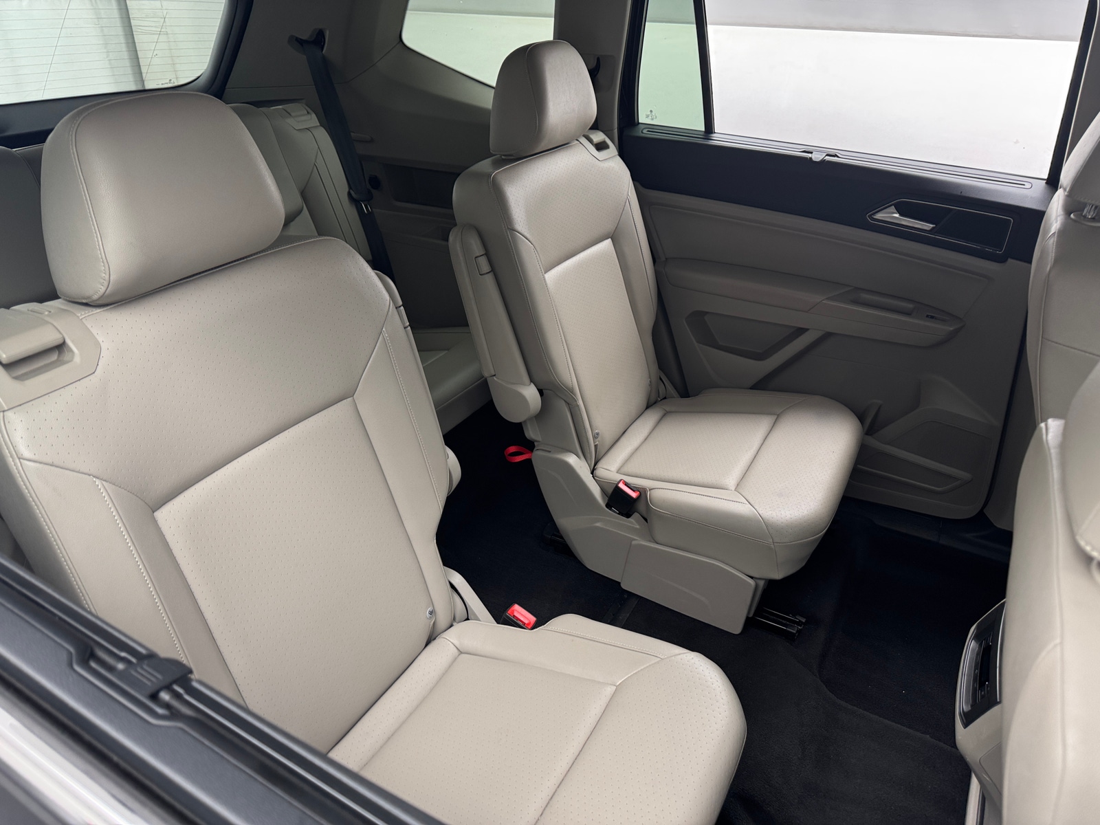 Thumbnail: 2018 Volkswagen Atlas - 5