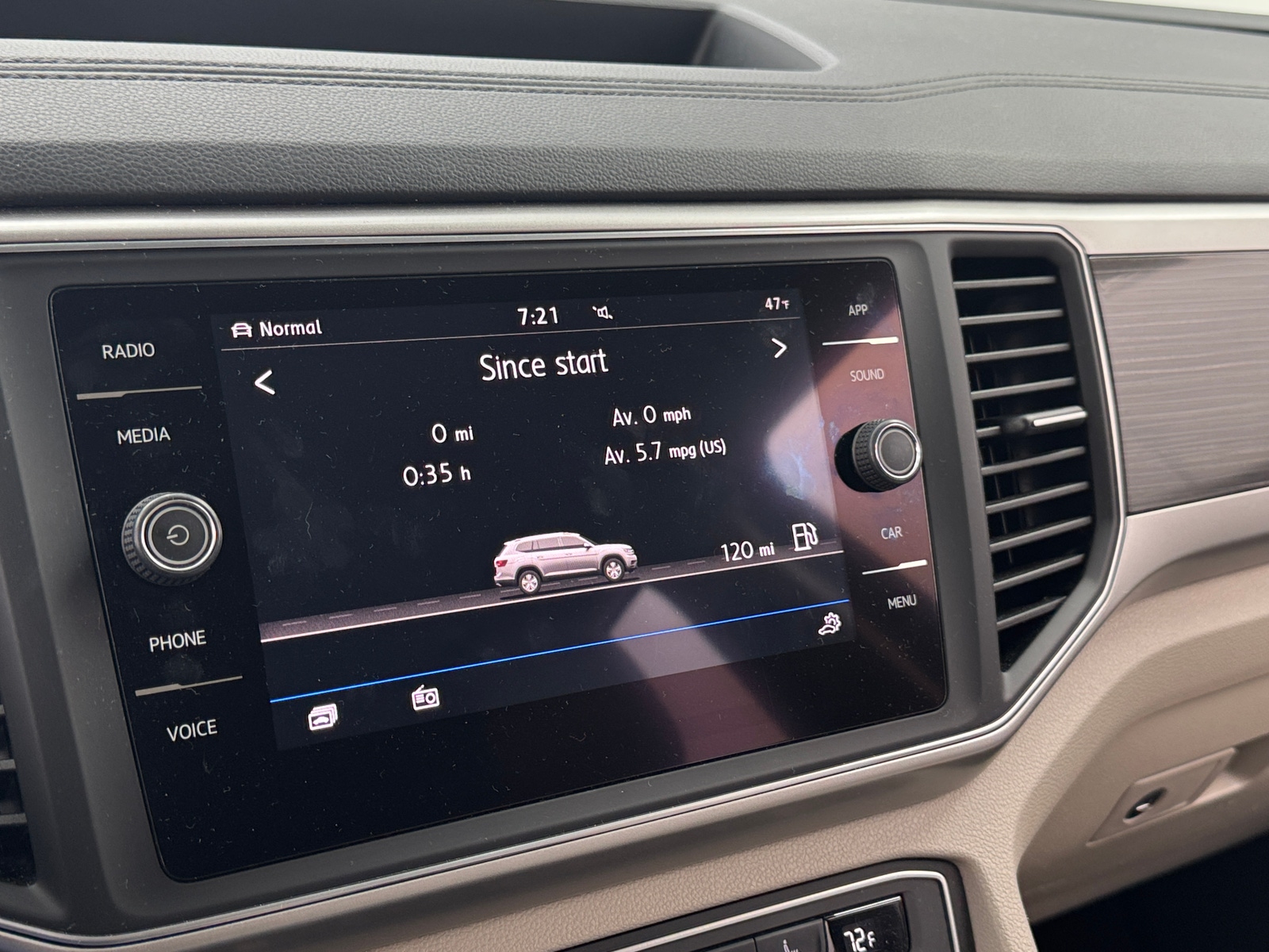 Thumbnail: 2018 Volkswagen Atlas - 3