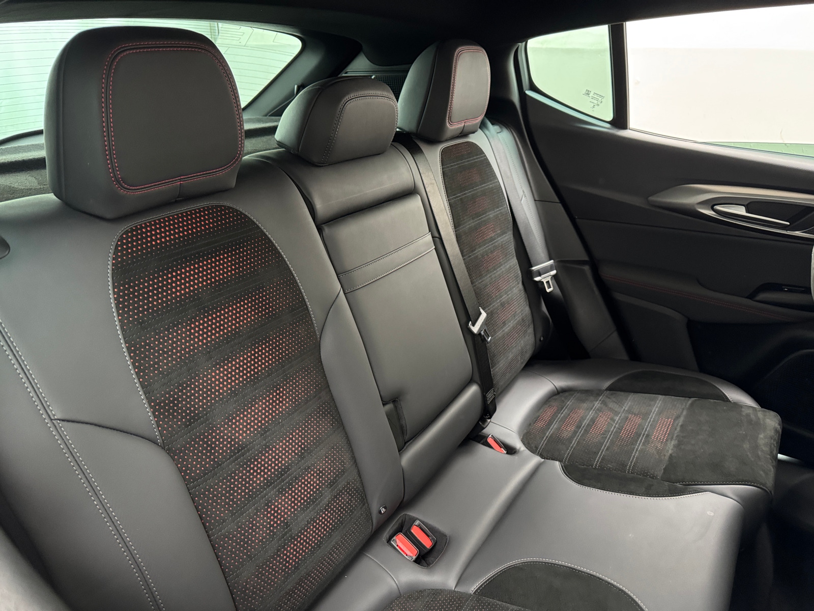 Thumbnail: 2024 Dodge Hornet - 5