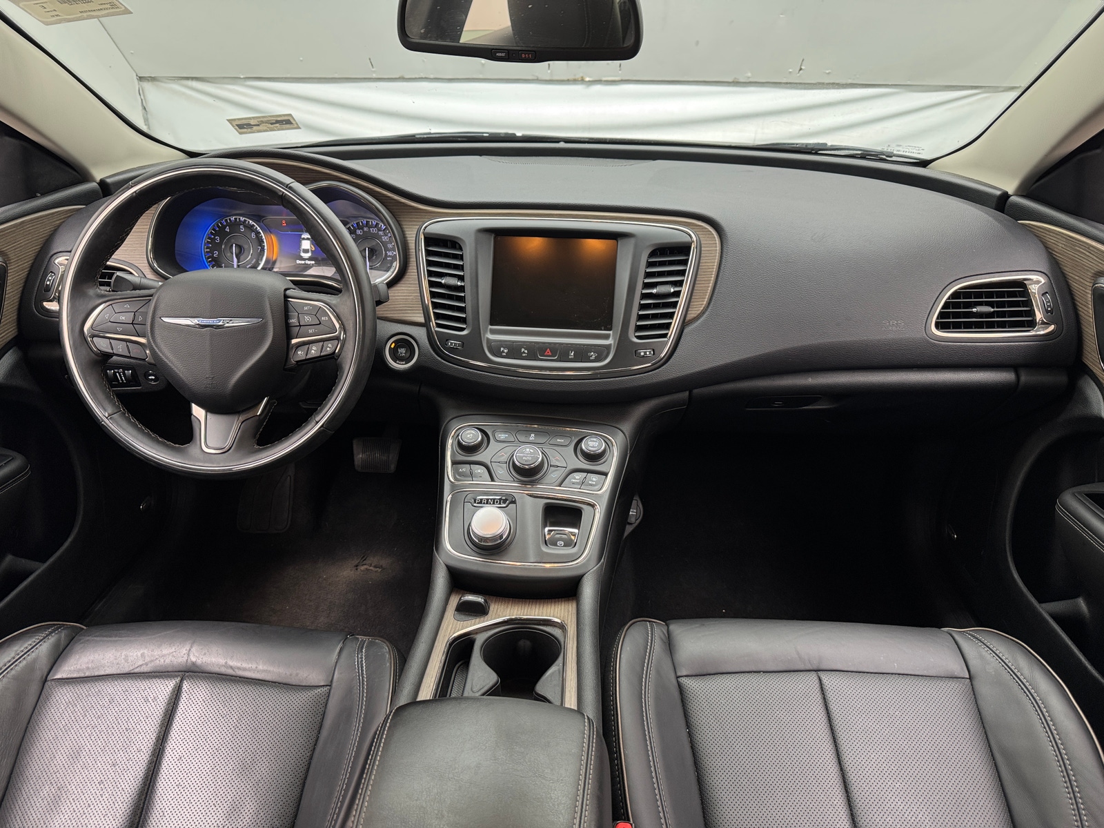 Thumbnail: 2015 Chrysler 200 - 2