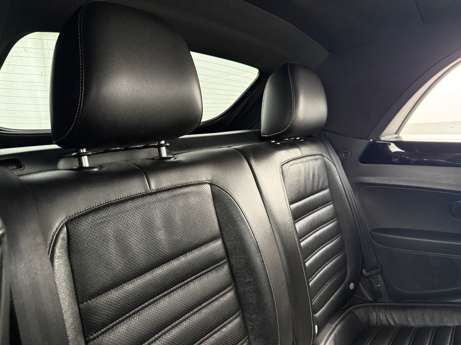 Thumbnail: 2014 Volkswagen Beetle - 4