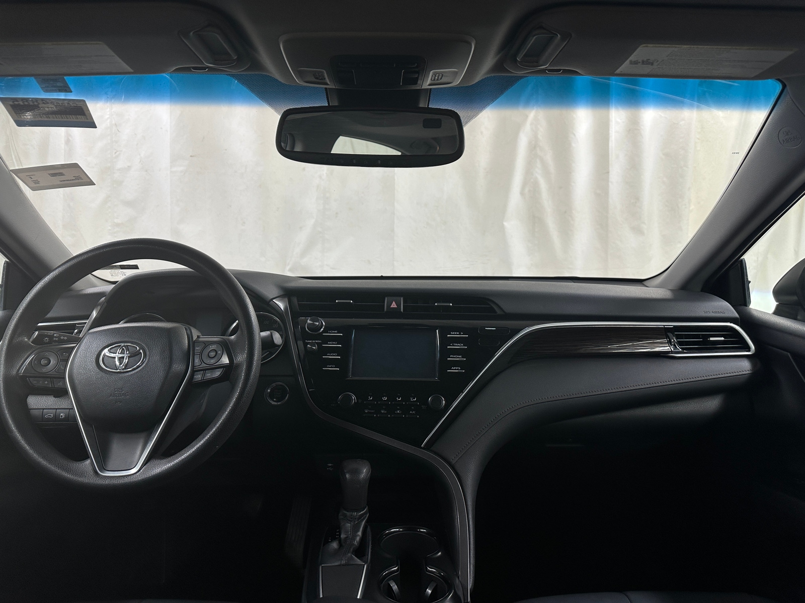 Thumbnail: 2018 Toyota Camry - 3