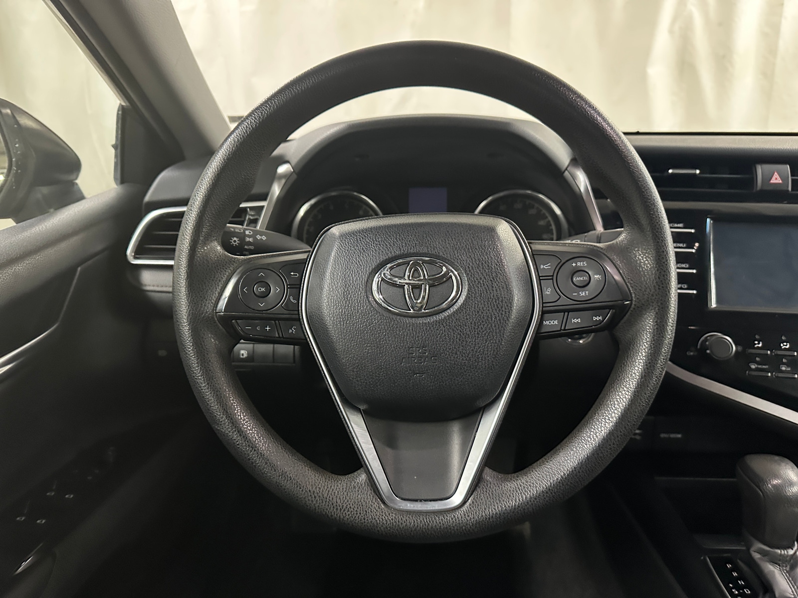 Thumbnail: 2018 Toyota Camry - 5