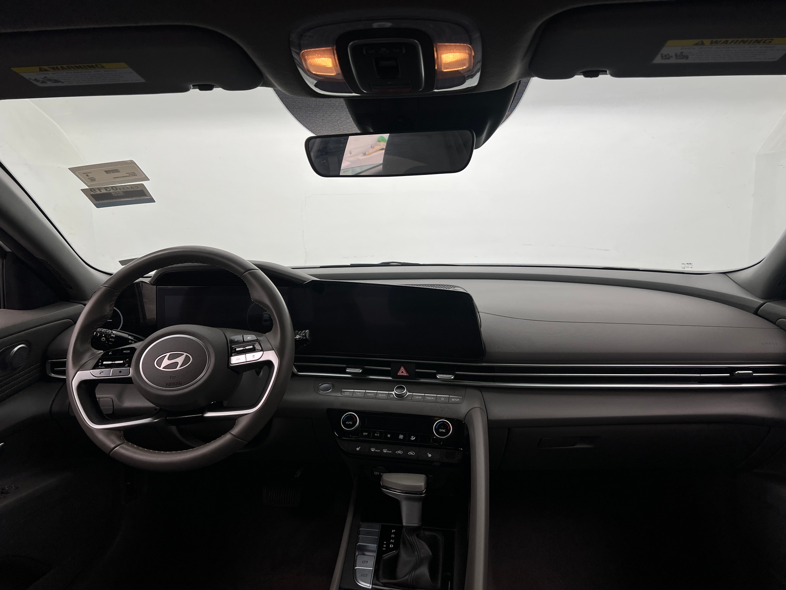 Thumbnail: 2025 Hyundai Elantra - 3