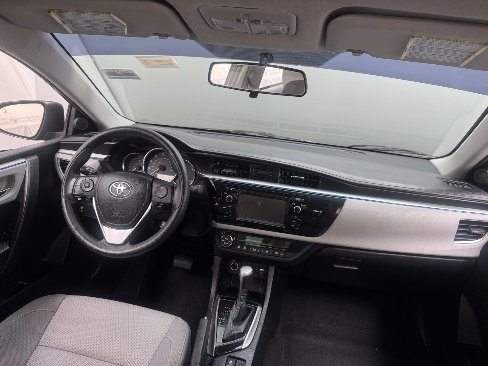 Thumbnail: 2015 Toyota Corolla - 3