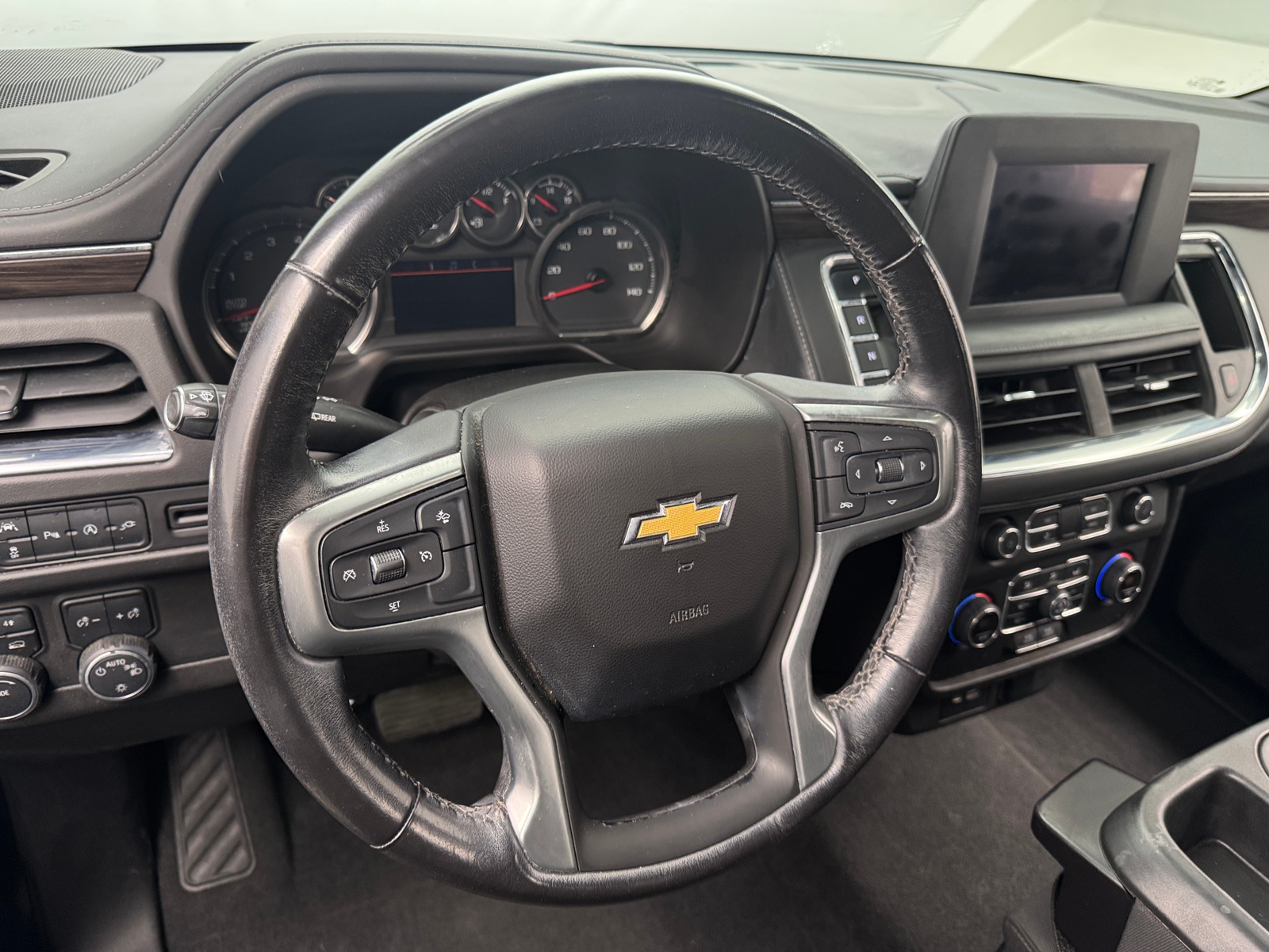 Thumbnail: 2022 Chevrolet Suburban - 5