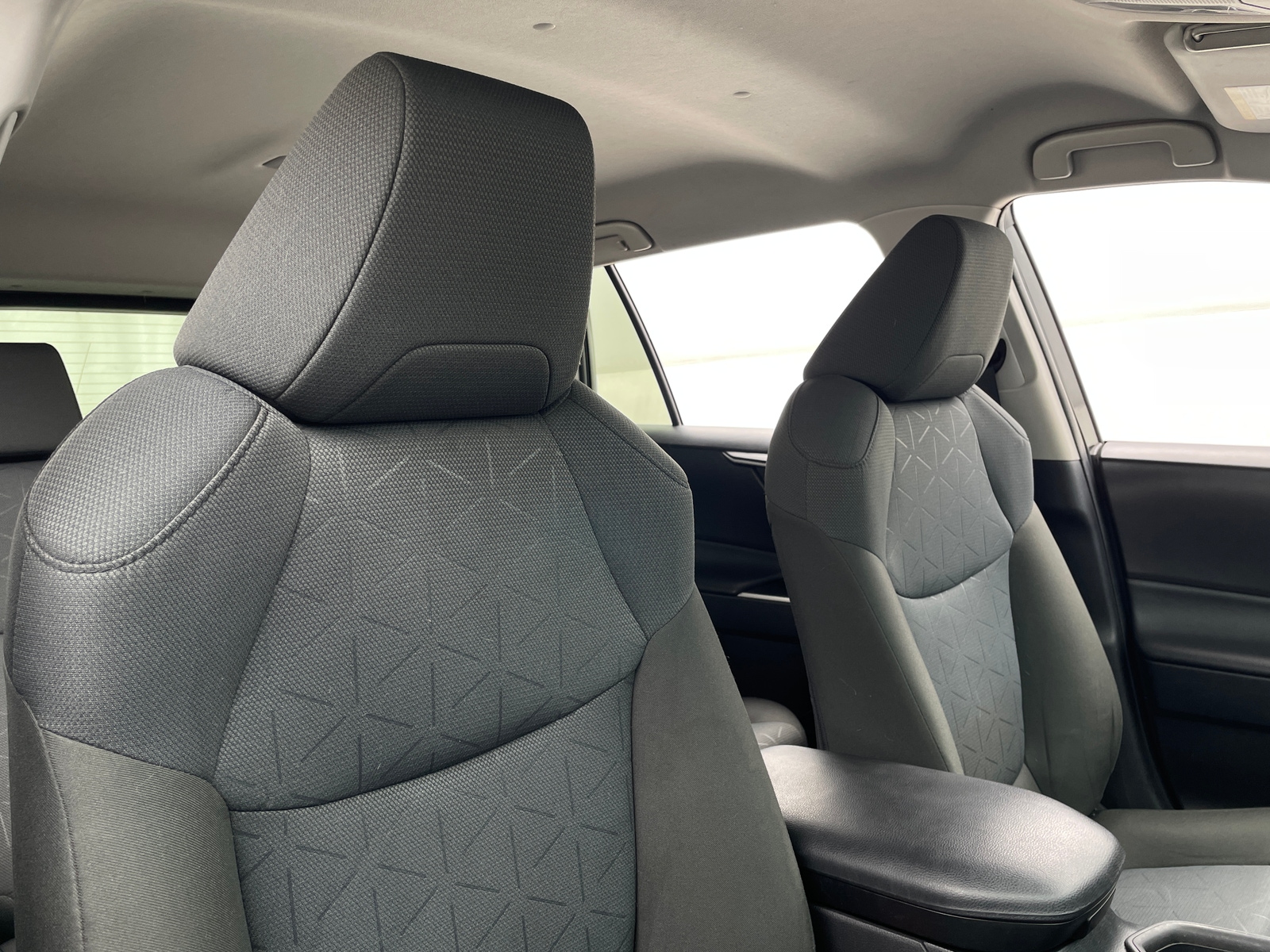 Thumbnail: 2022 Toyota RAV4 - 2