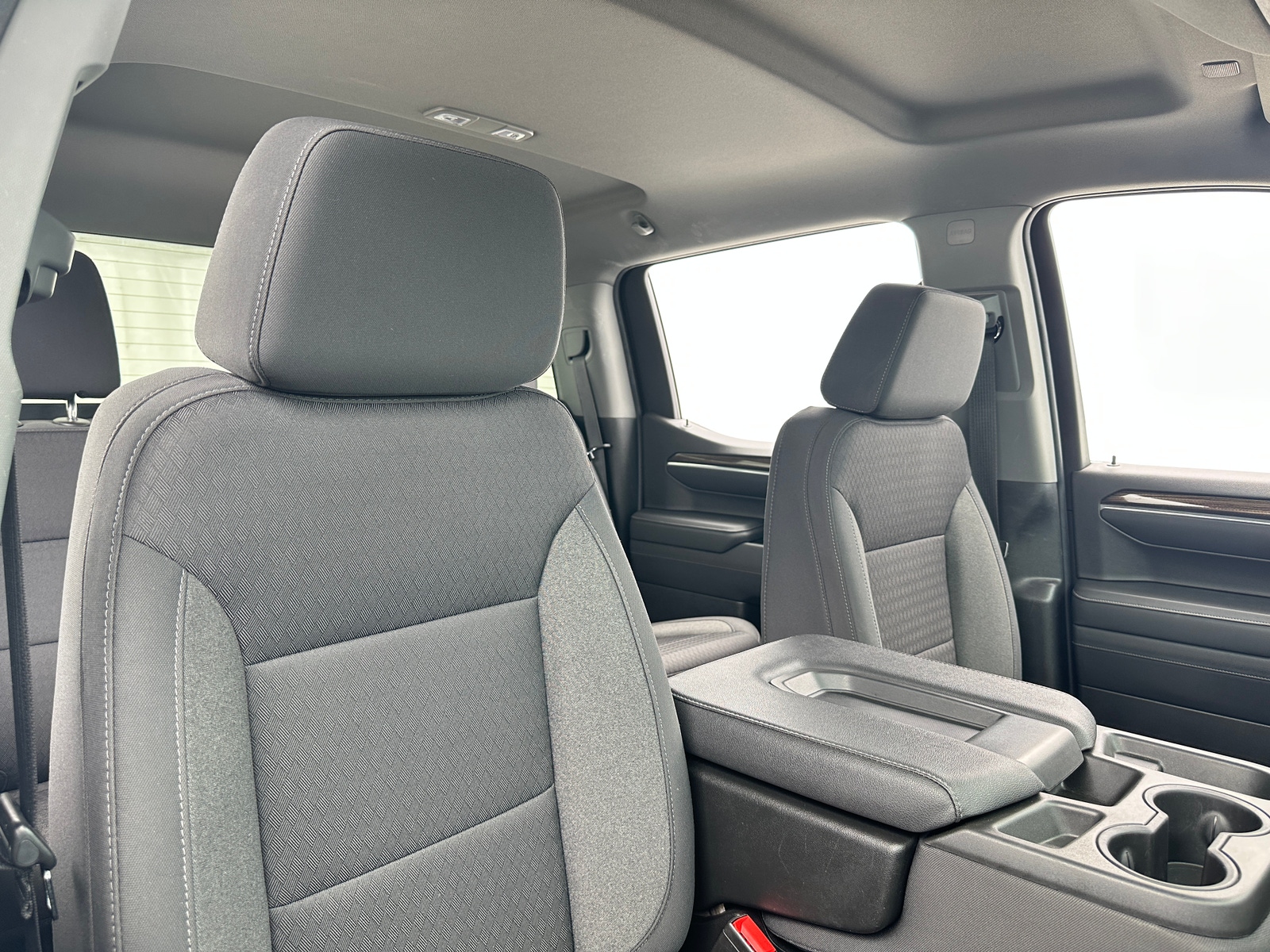 Thumbnail: 2022 Chevrolet Silverado 1500 - 2