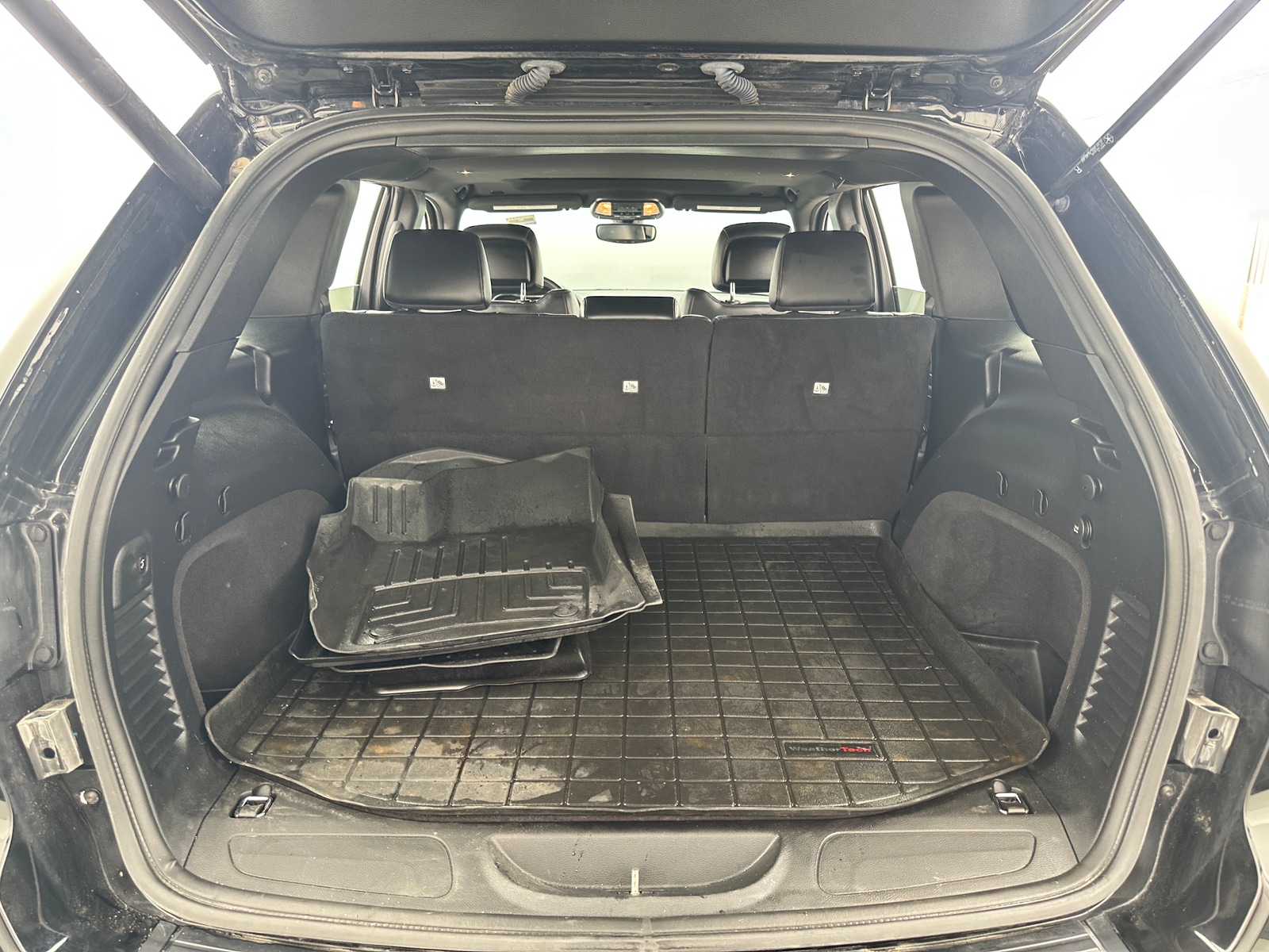 Thumbnail: 2020 Jeep Grand Cherokee - 7