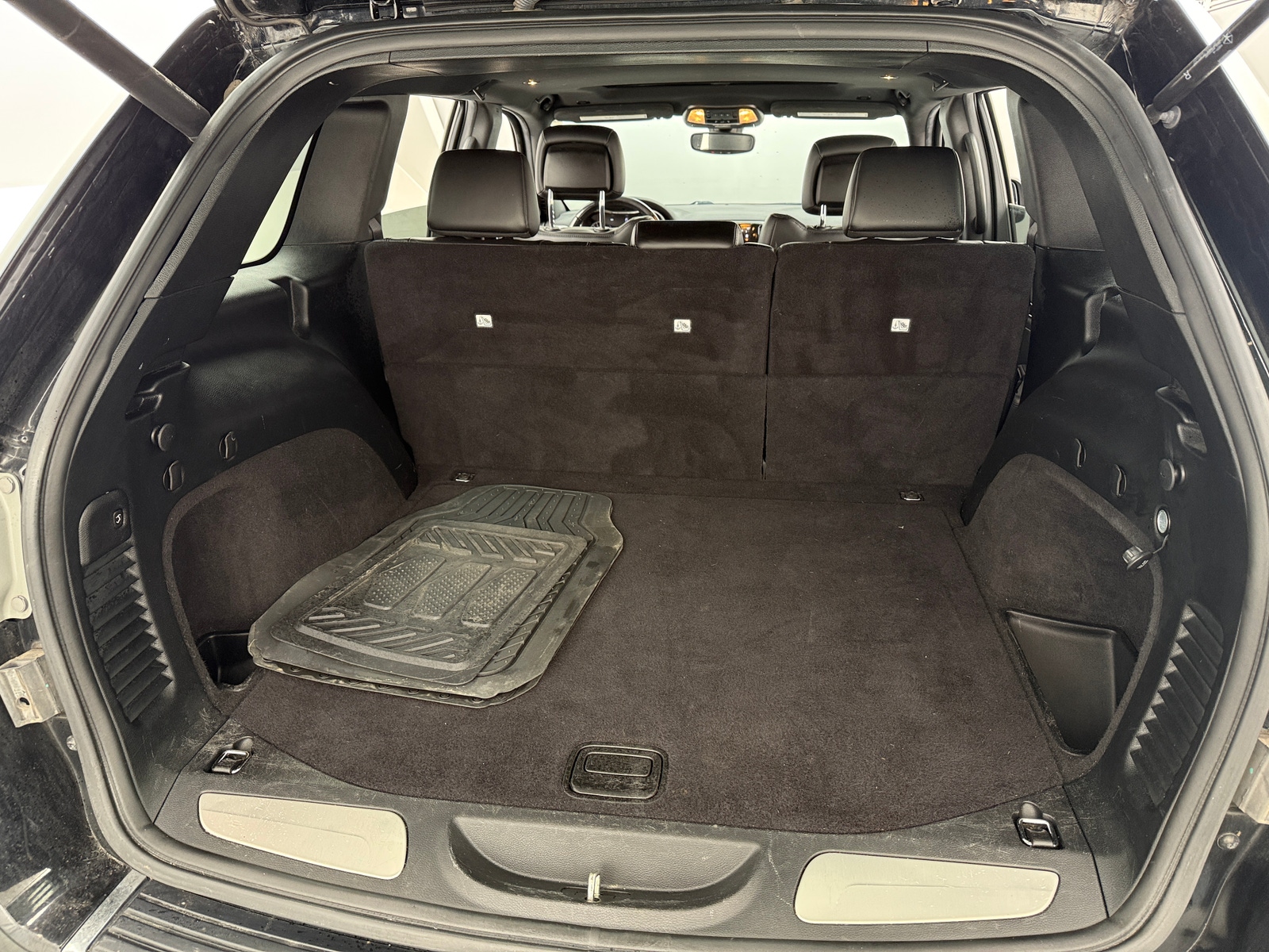 Thumbnail: 2019 Jeep Grand Cherokee - 6