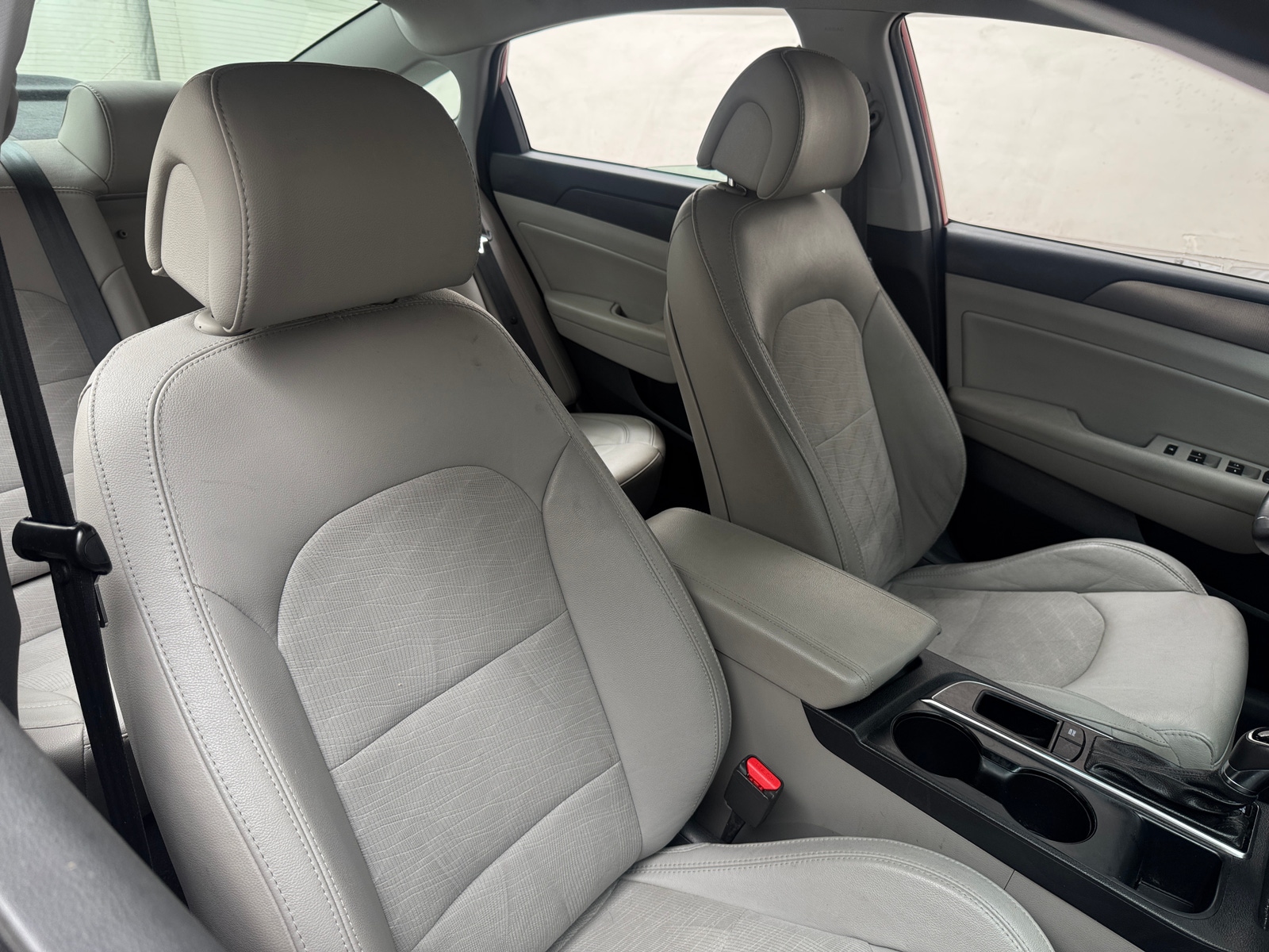 Thumbnail: 2017 Hyundai Sonata - 2