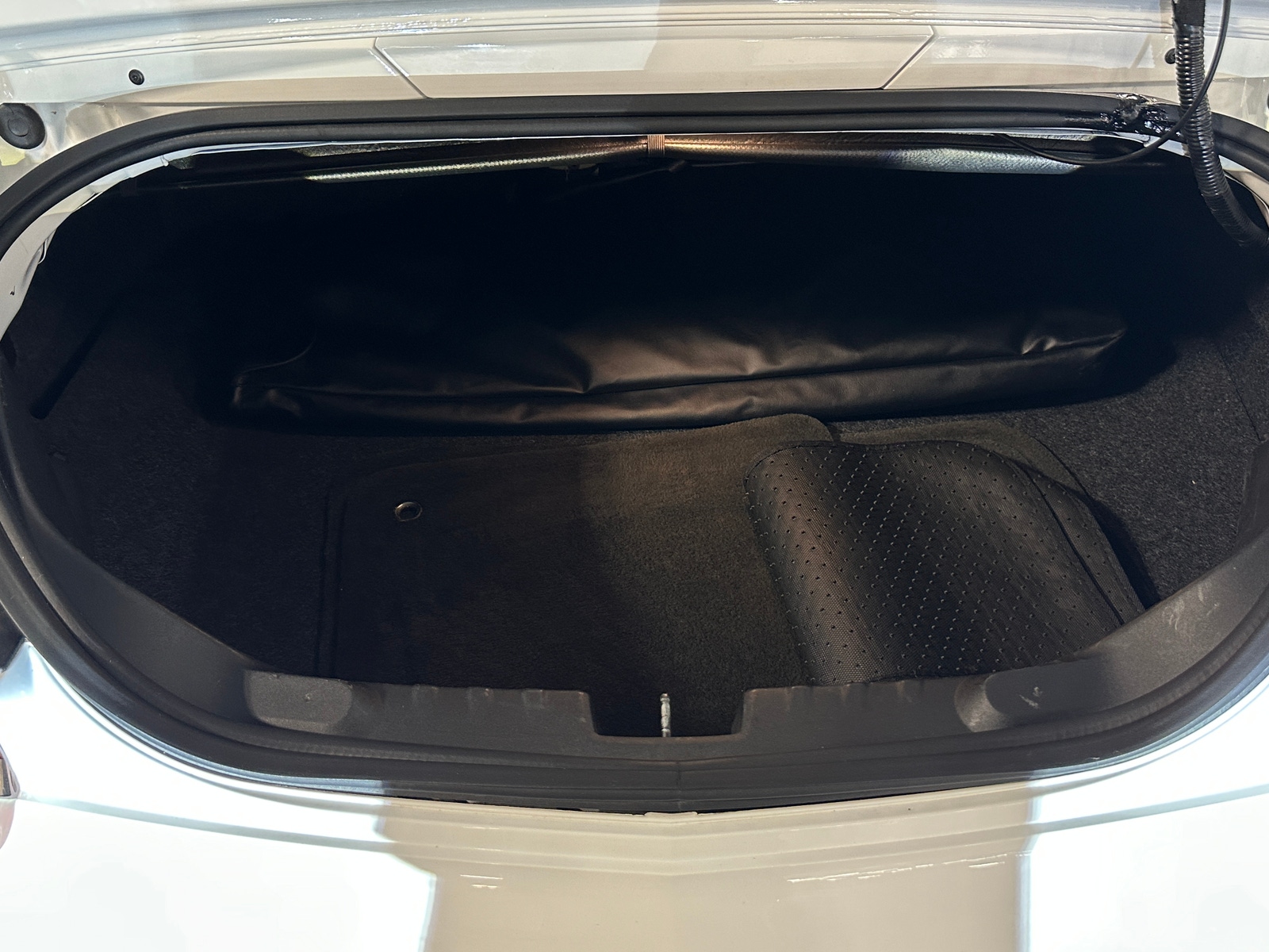 Thumbnail: 2012 Chevrolet Camaro - 6