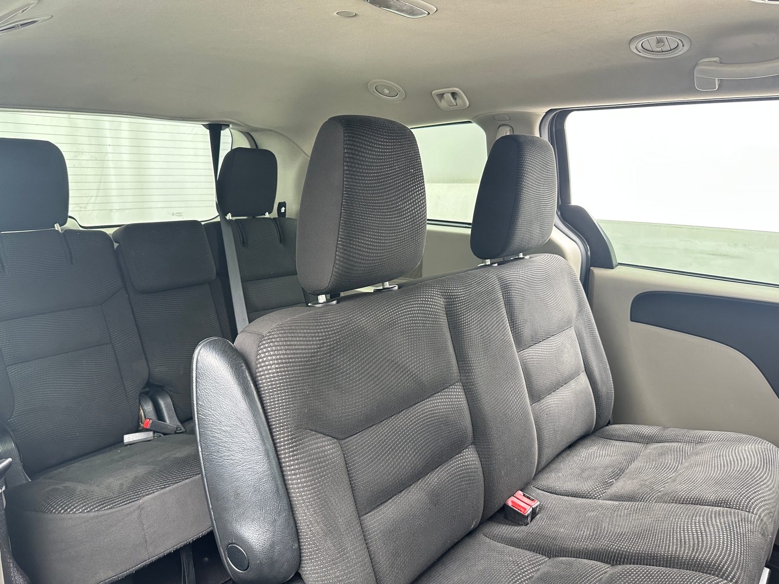 Thumbnail: 2020 Dodge Grand Caravan - 6