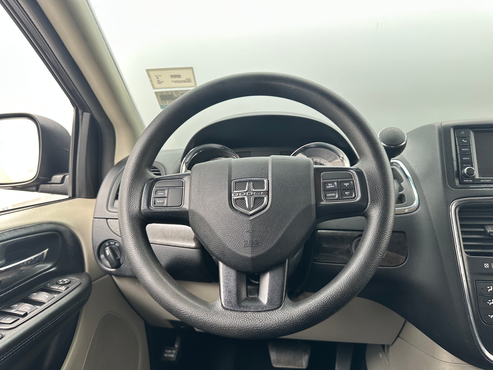 Thumbnail: 2020 Dodge Grand Caravan - 5