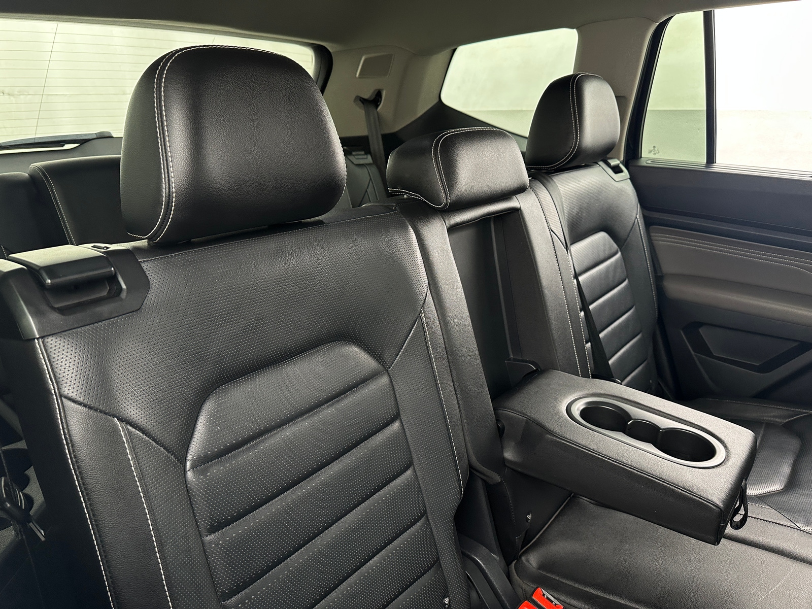 Thumbnail: 2022 Volkswagen Atlas - 5