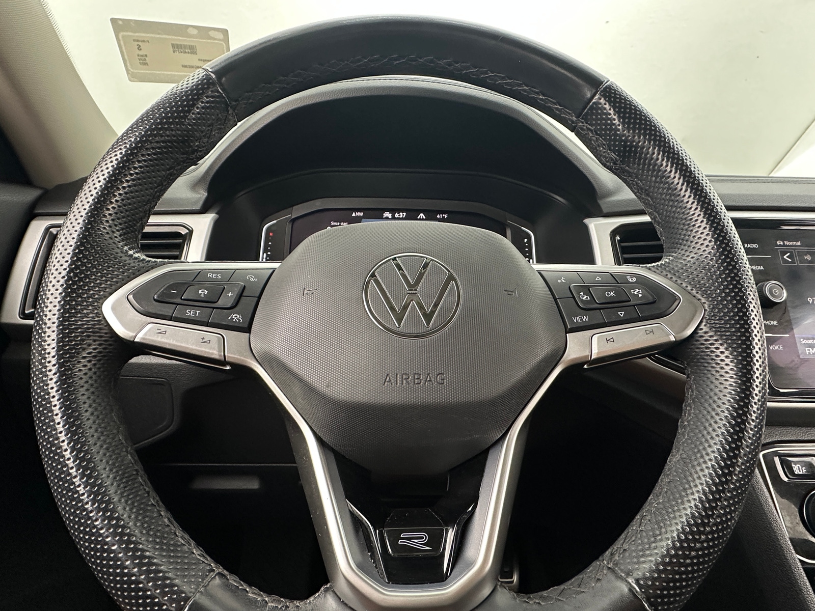 Thumbnail: 2022 Volkswagen Atlas - 4