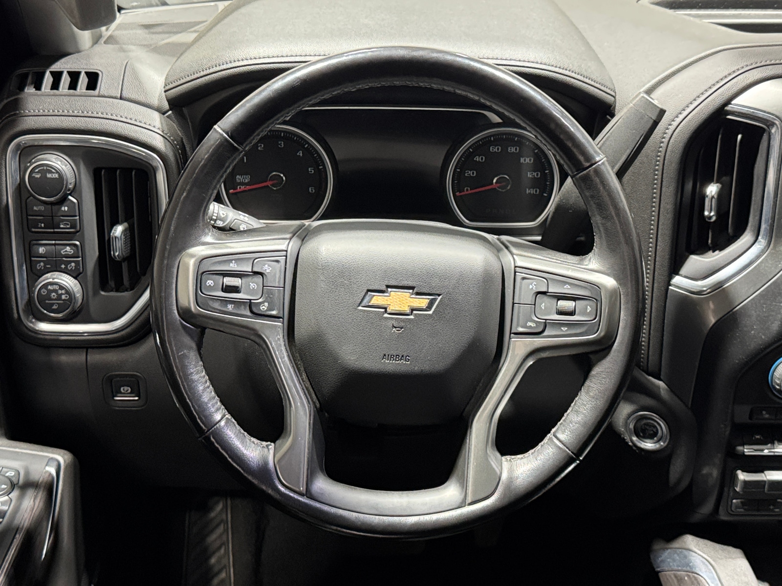 Thumbnail: 2020 Chevrolet Silverado 1500 - 4