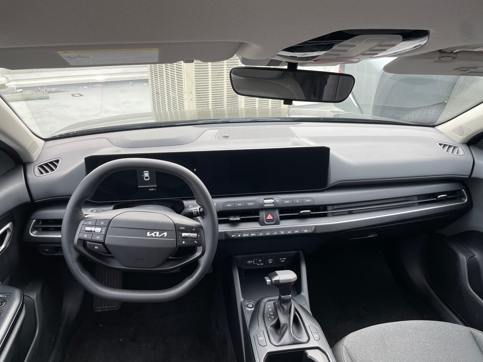 Thumbnail: 2025 Kia K4 - 3