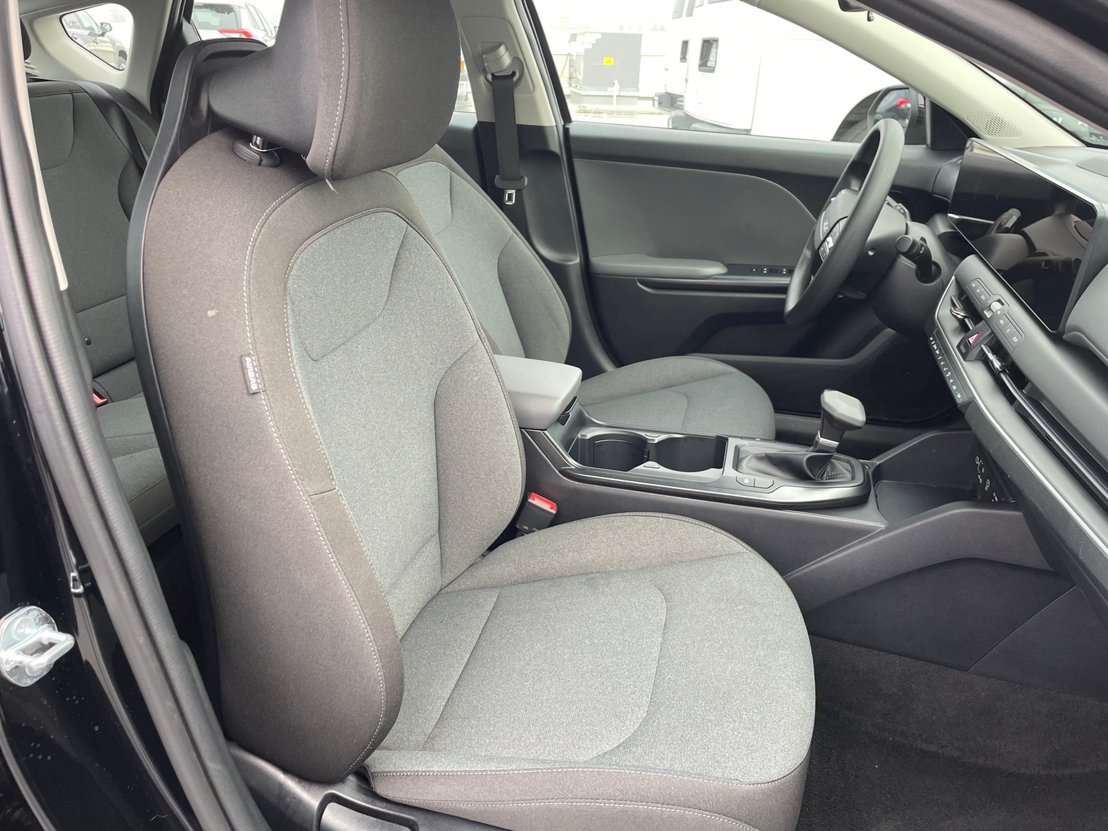 Thumbnail: 2025 Kia K4 - 2