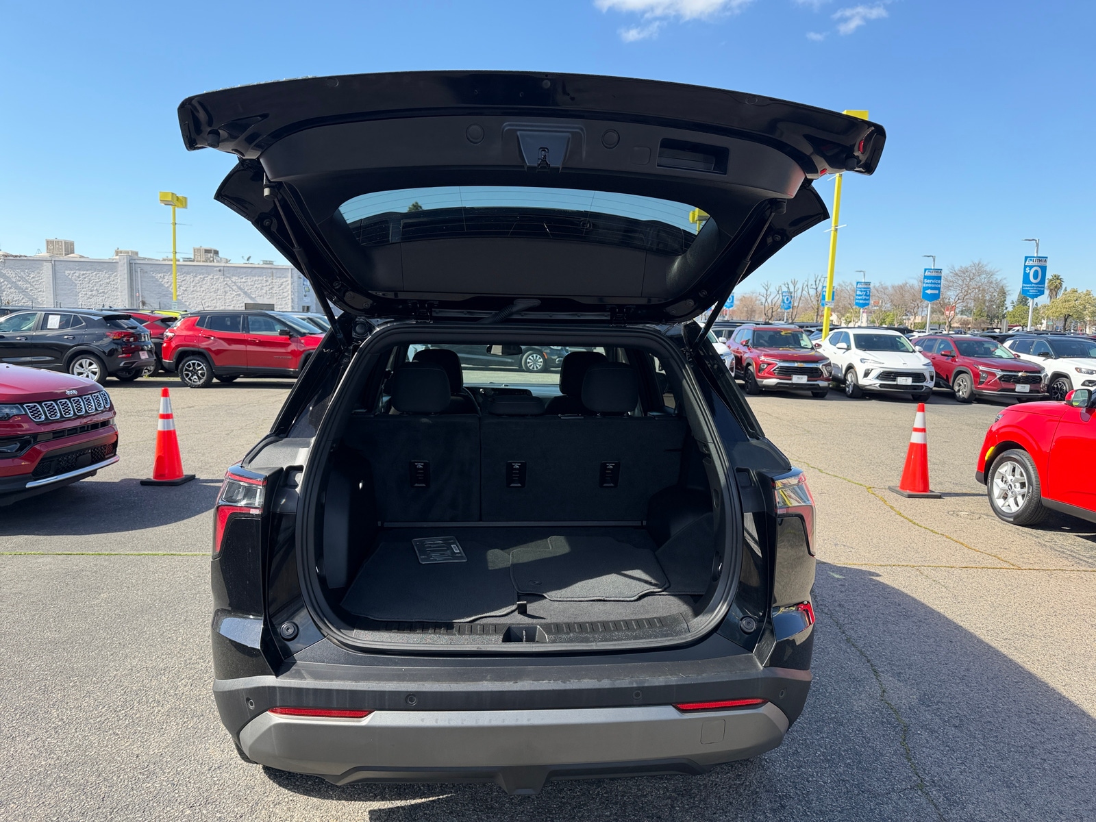 Thumbnail: 2025 Chevrolet Equinox - 6