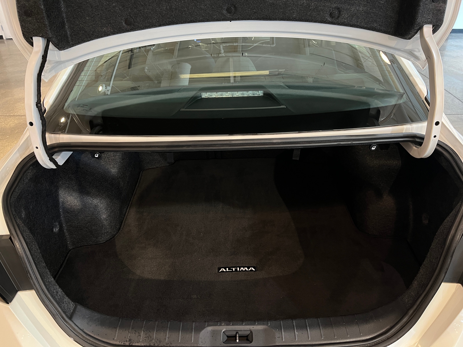 Thumbnail: 2025 Nissan Altima - 6