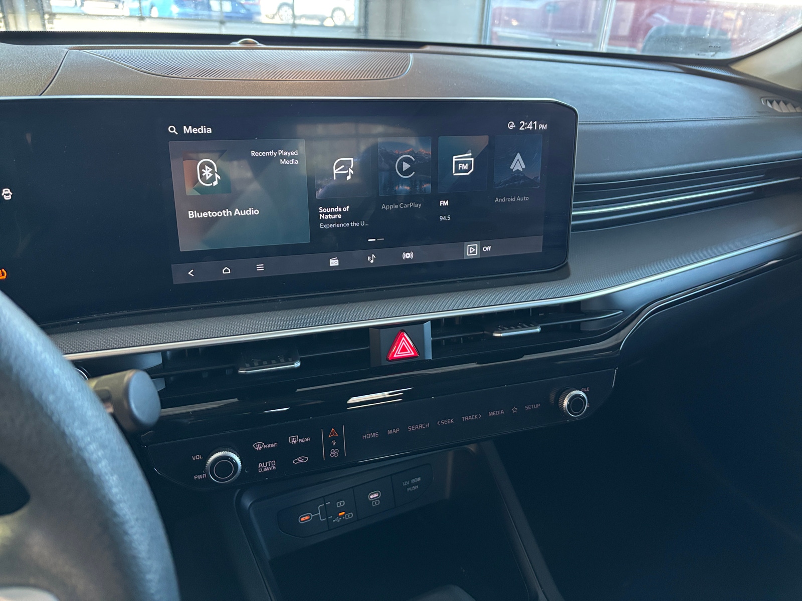 Thumbnail: 2025 Kia K5 - 4