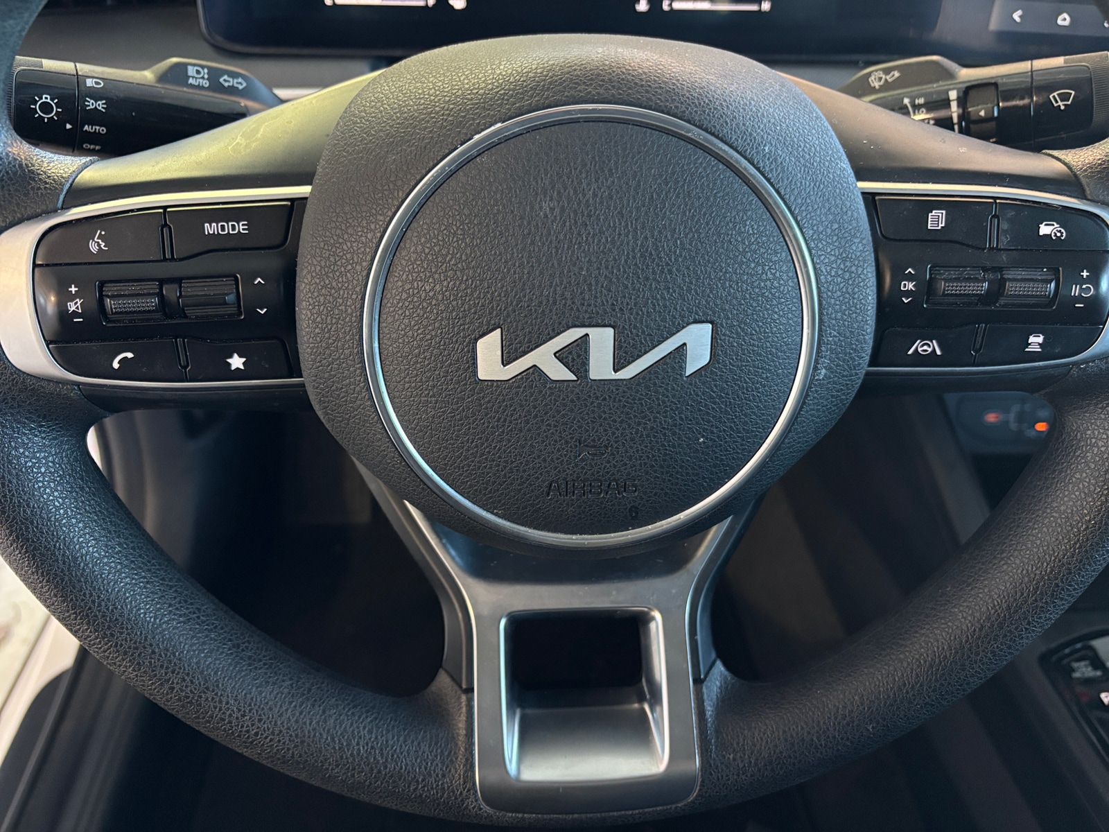 Thumbnail: 2025 Kia K5 - 5