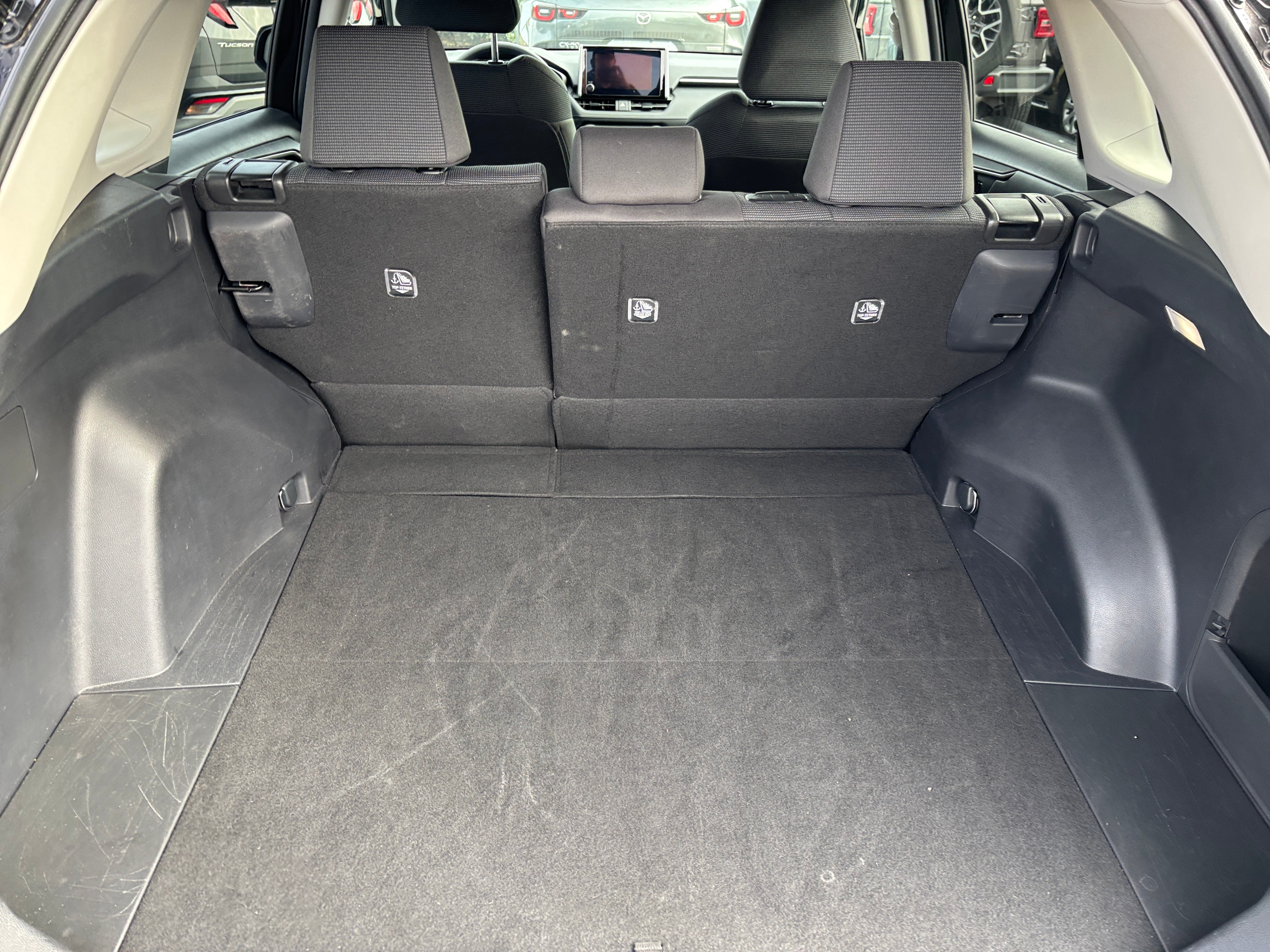 Thumbnail: 2025 Toyota RAV4 - 6