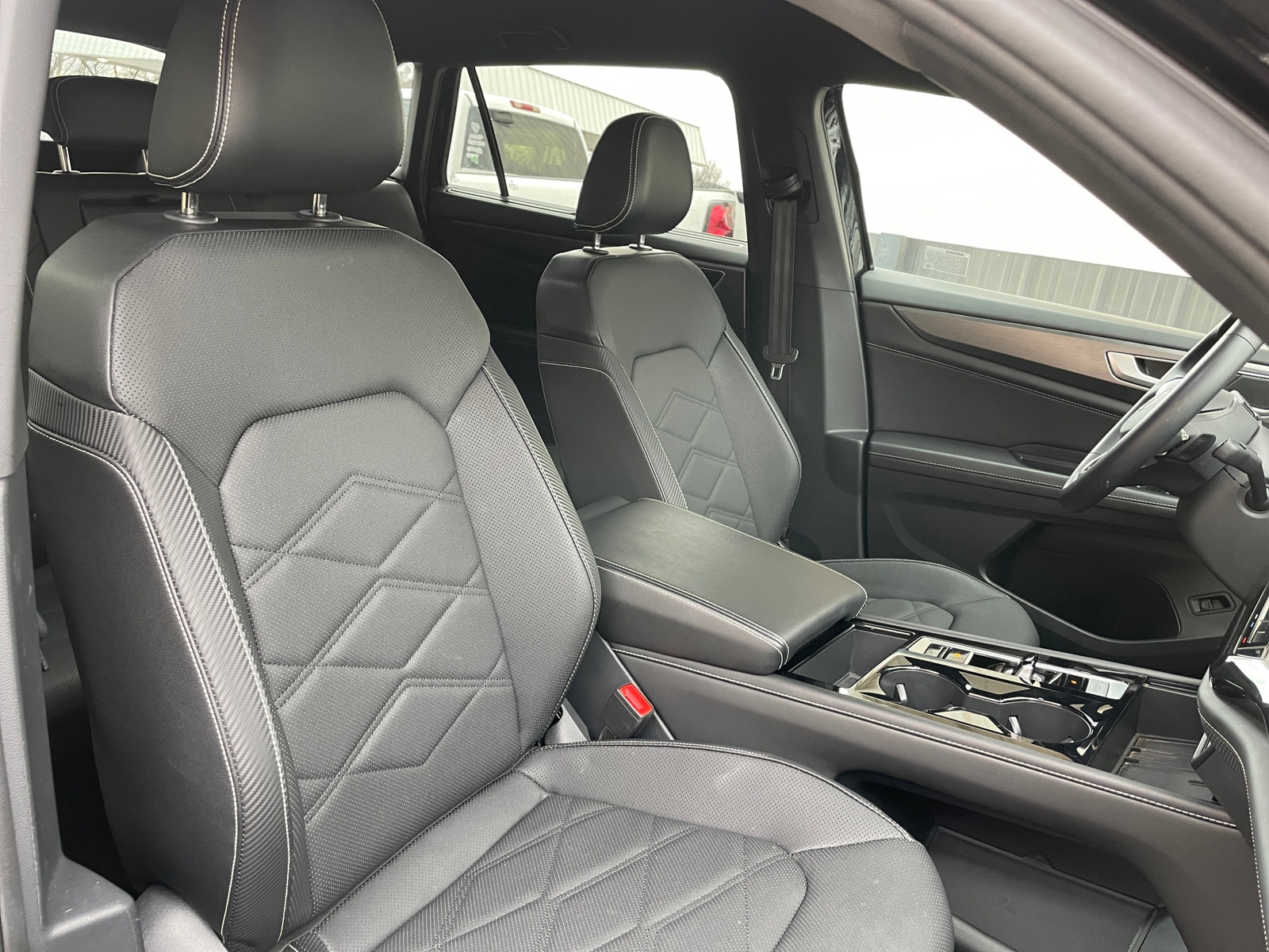 Thumbnail: 2025 Volkswagen Atlas - 2