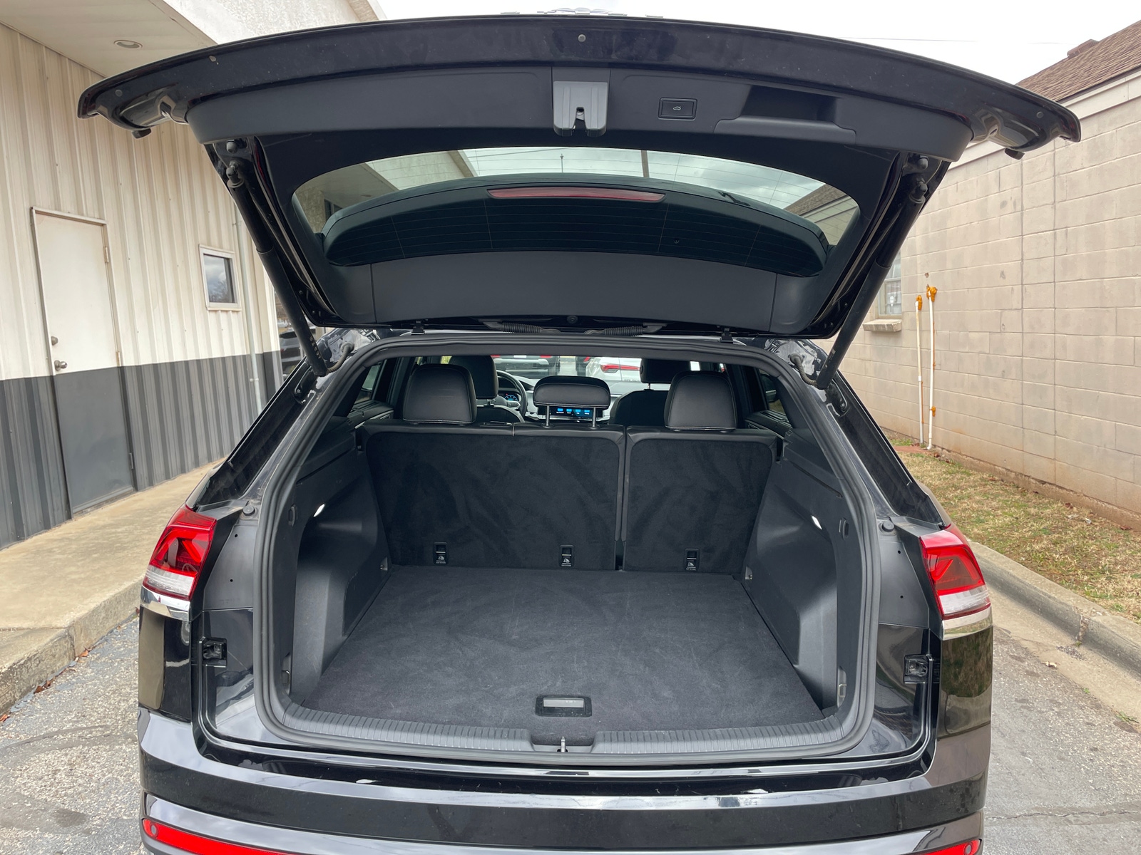 Thumbnail: 2025 Volkswagen Atlas - 6