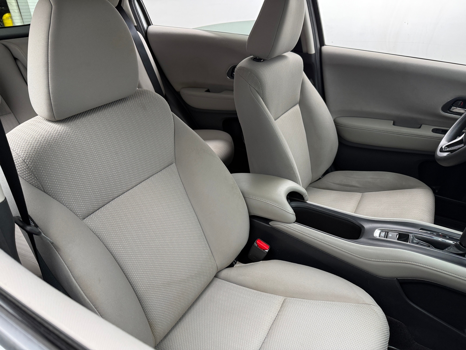 Thumbnail: 2016 Honda HR-V - 2