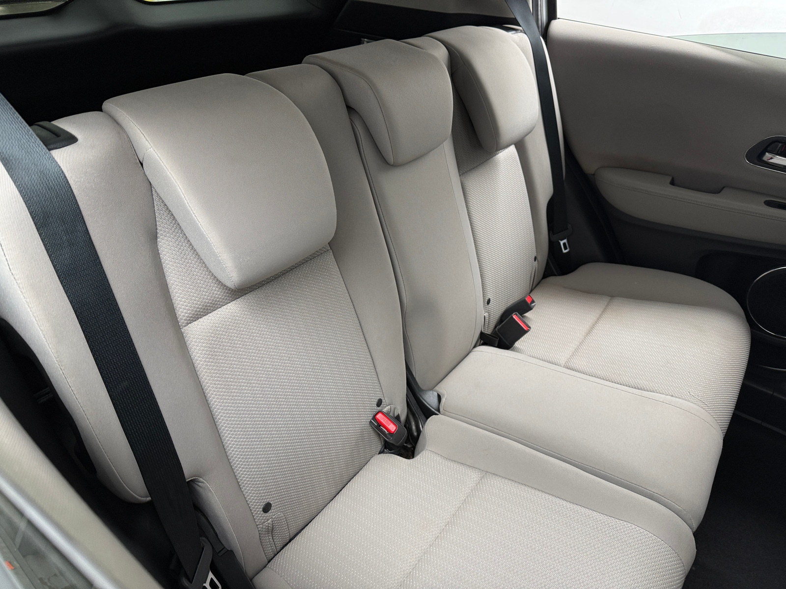 Thumbnail: 2016 Honda HR-V - 6