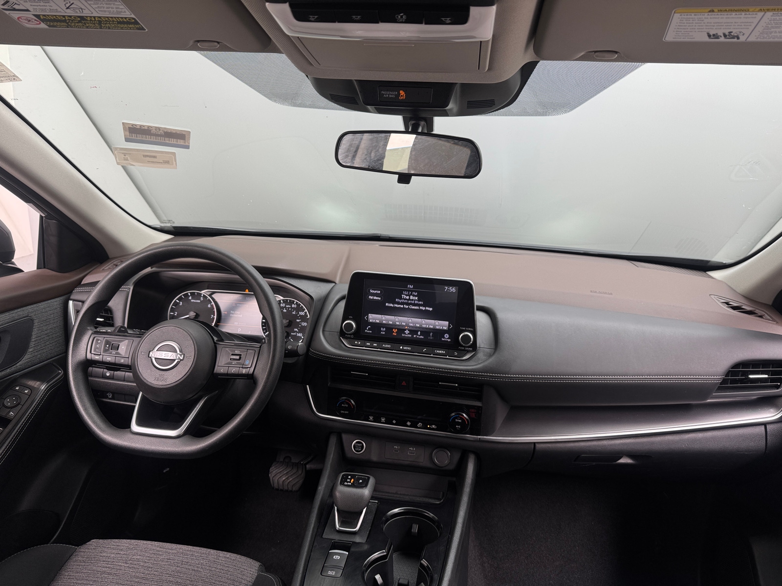 Thumbnail: 2023 Nissan Rogue - 3