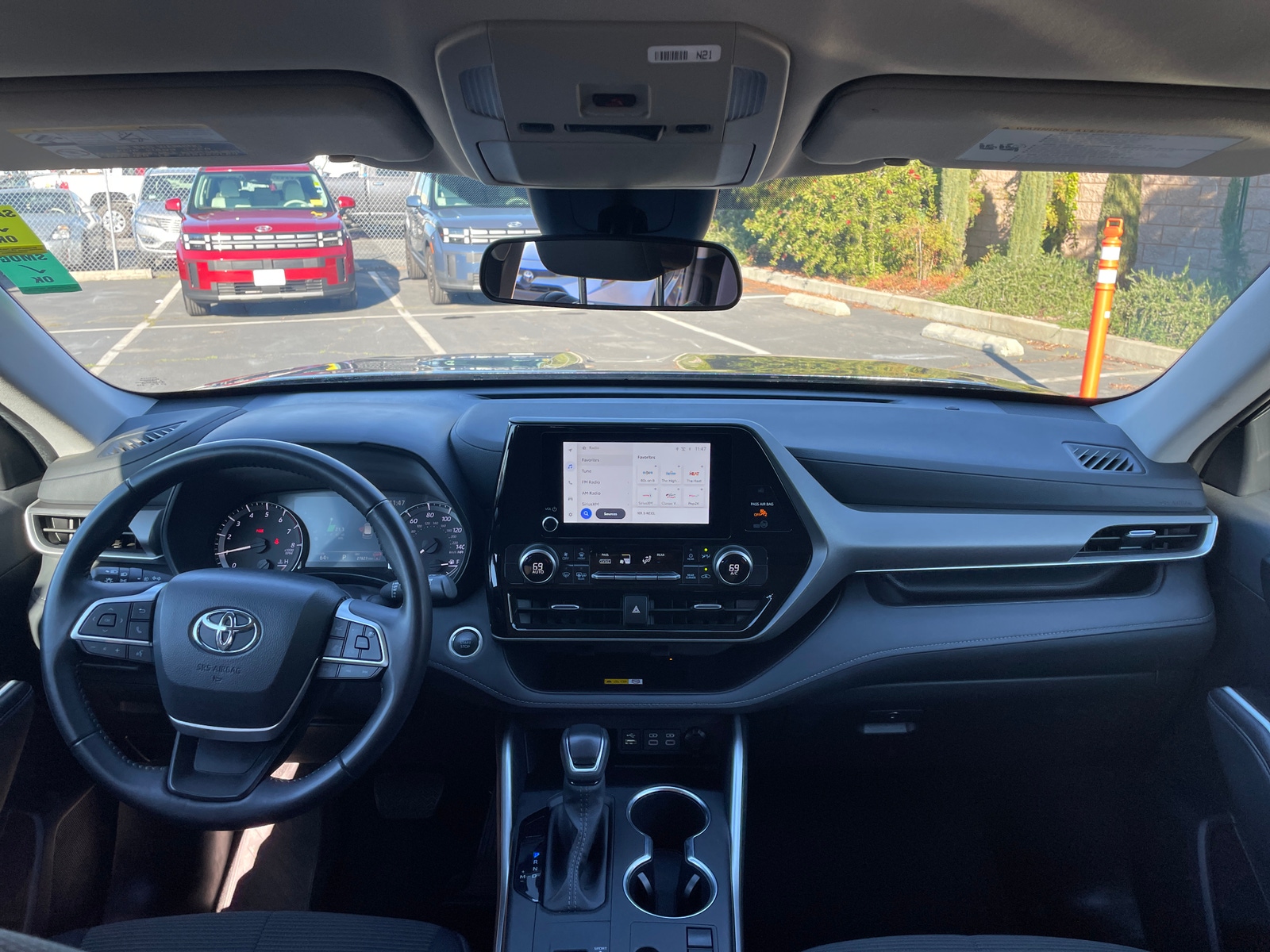 Thumbnail: 2025 Toyota Highlander - 3