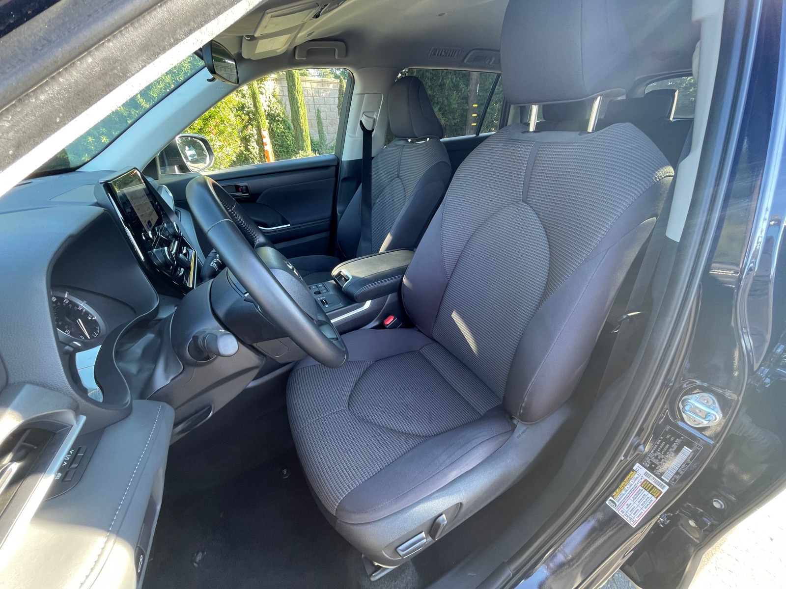 Thumbnail: 2025 Toyota Highlander - 2