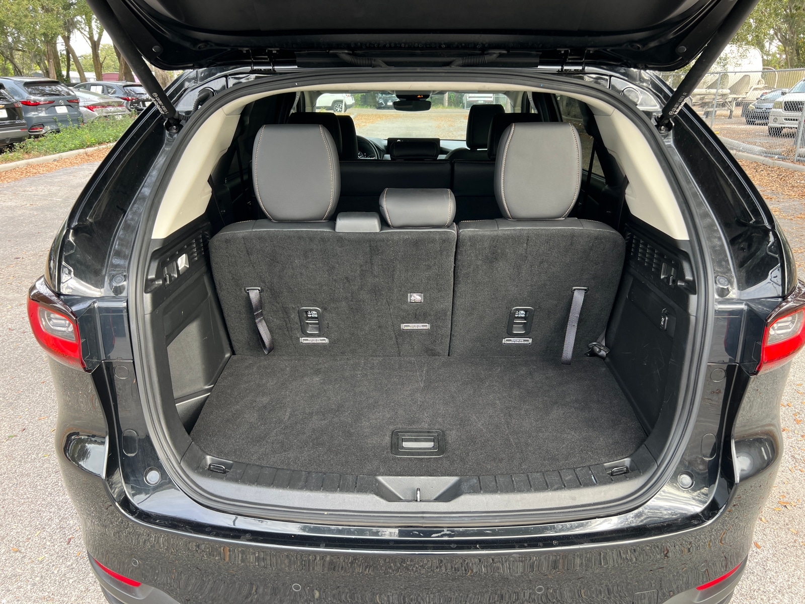 Thumbnail: 2025 Mazda CX-90 - 4