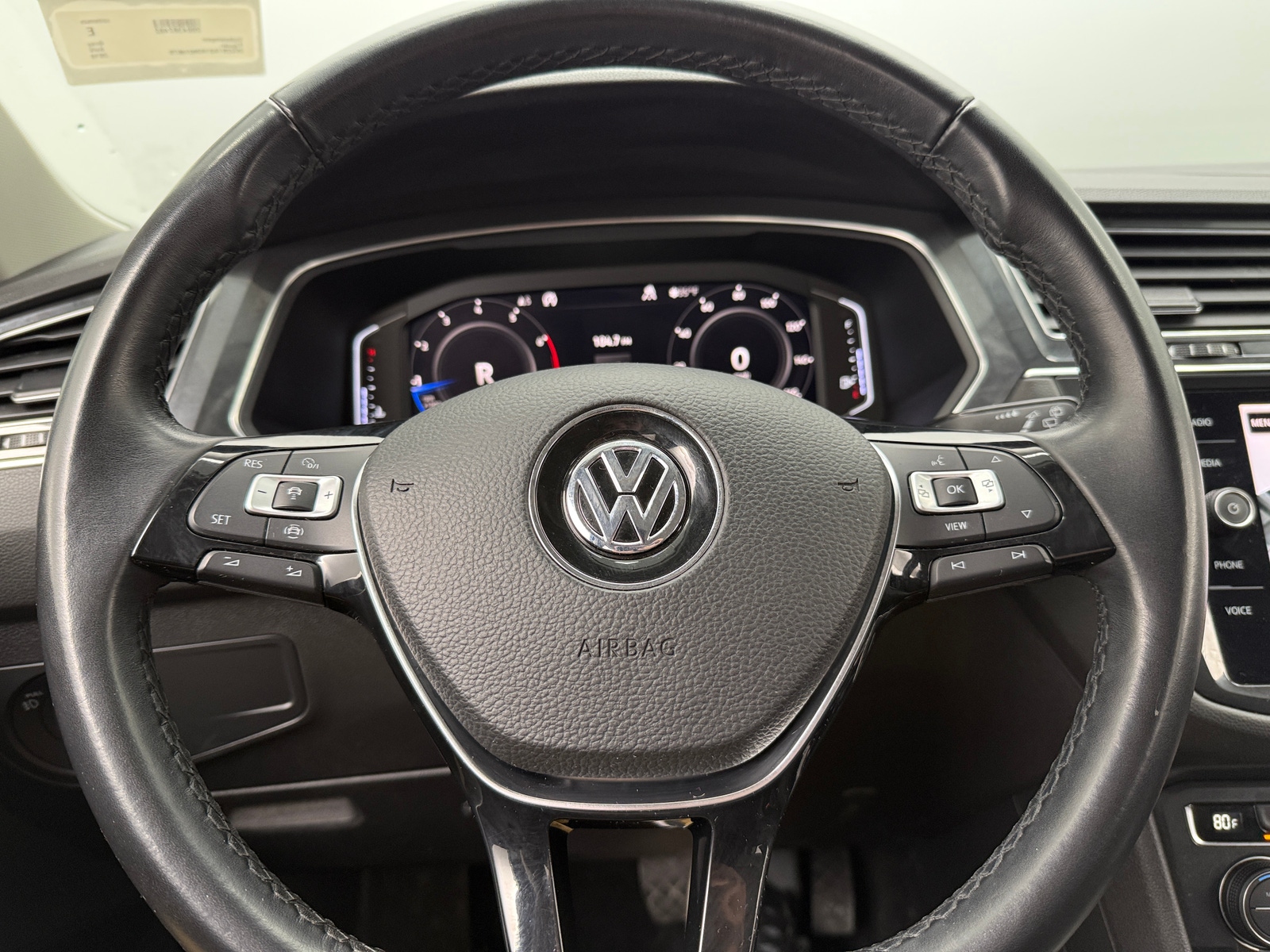 Thumbnail: 2019 Volkswagen Tiguan - 4