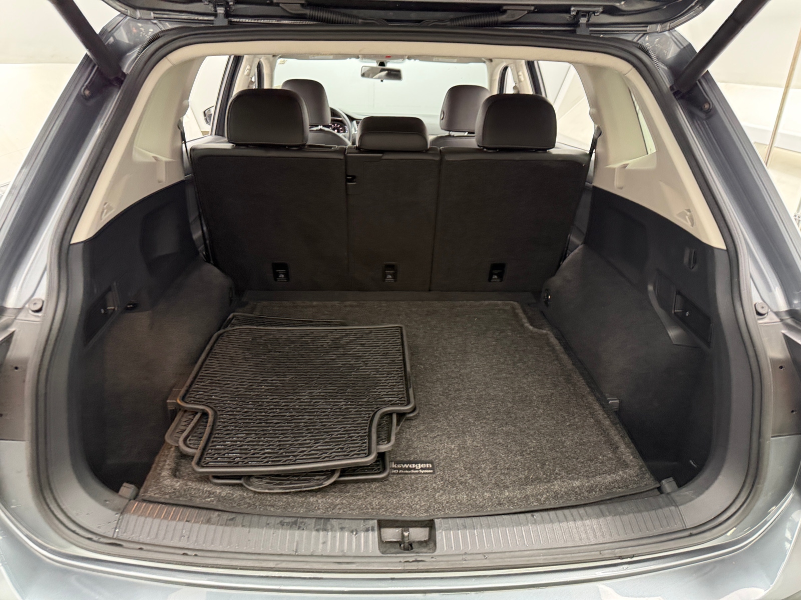 Thumbnail: 2019 Volkswagen Tiguan - 6