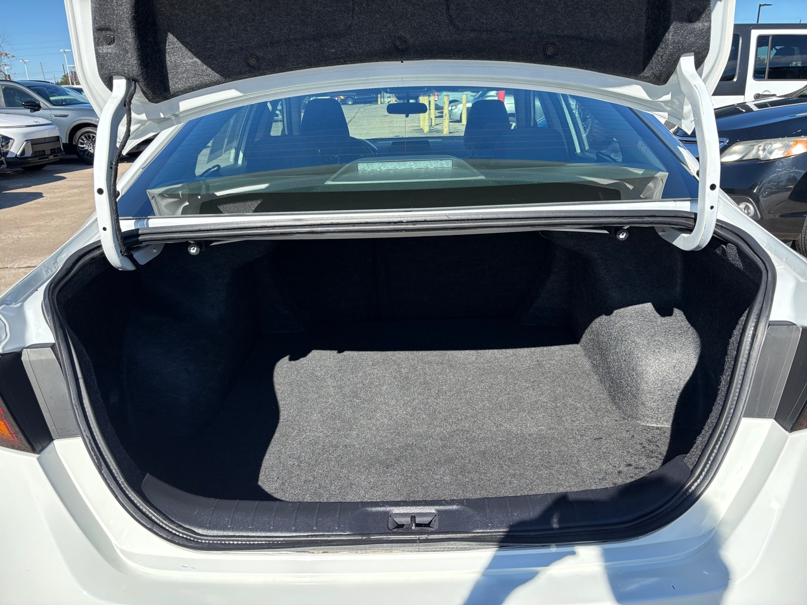 Thumbnail: 2025 Nissan Altima - 6