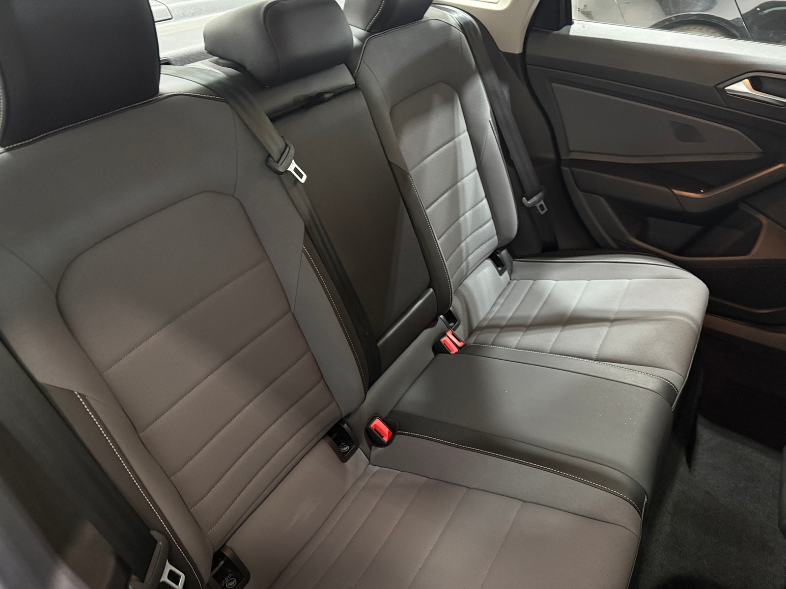 Thumbnail: 2025 Volkswagen Jetta - 5